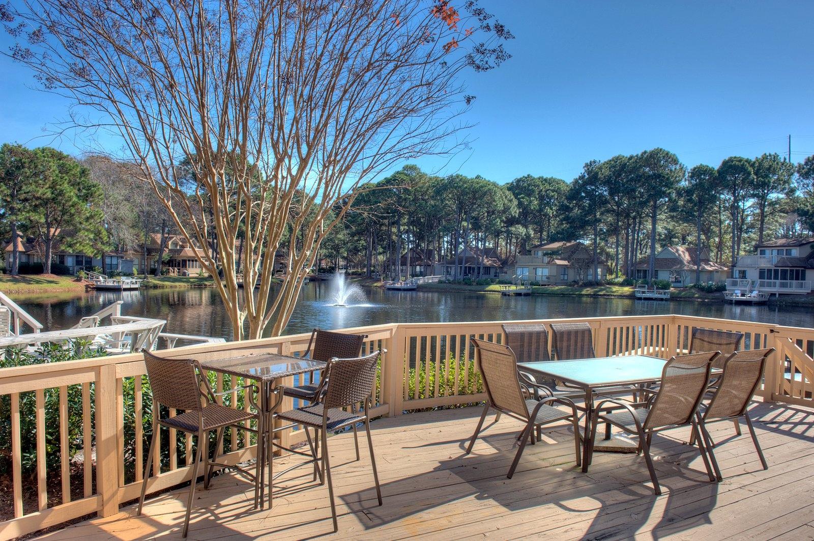 FAIRWAYS THE - Residential