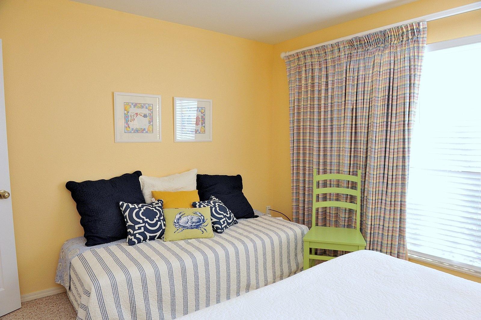 FAIRWAYS THE - Residential