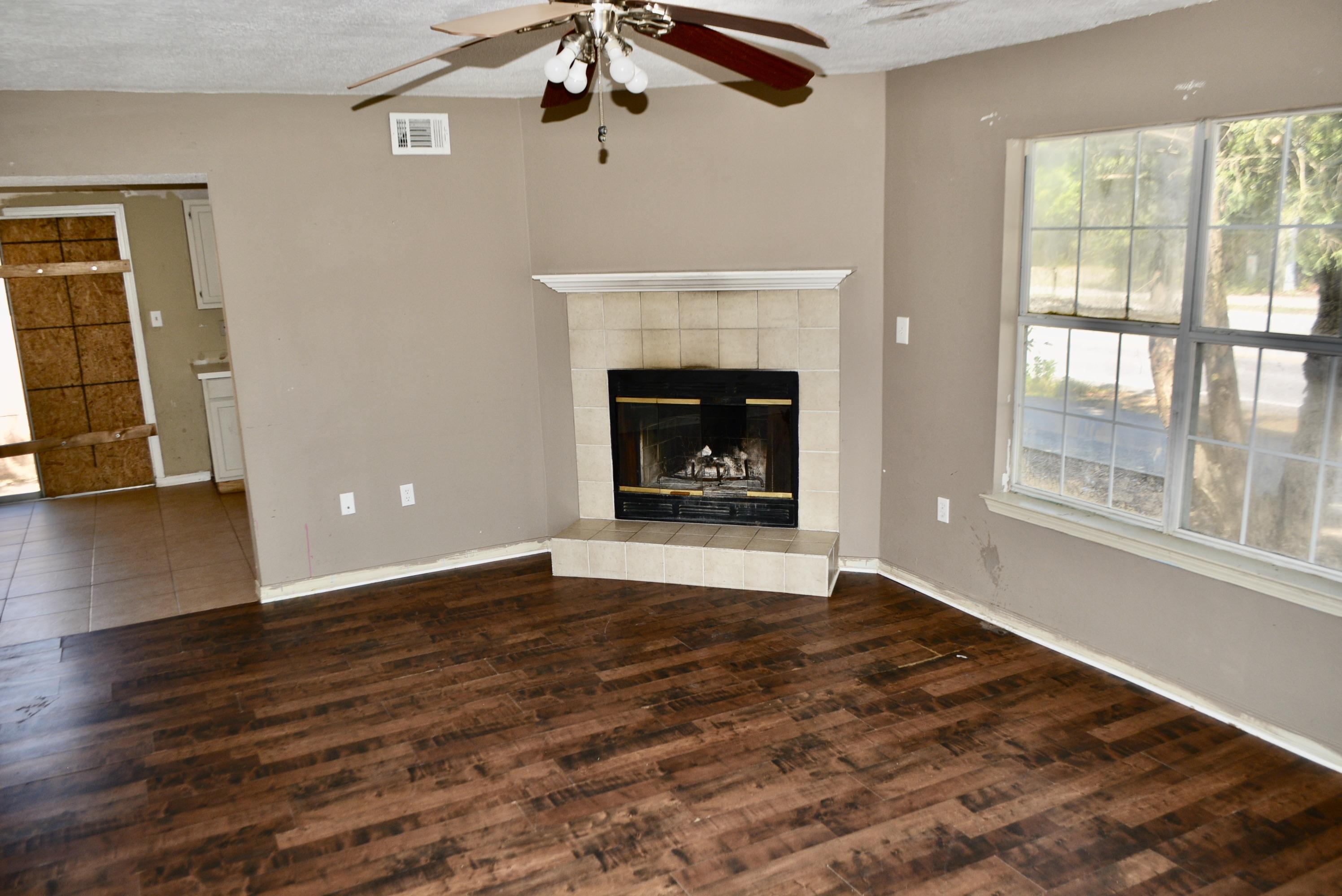 LEGION COVE S/D - Residential