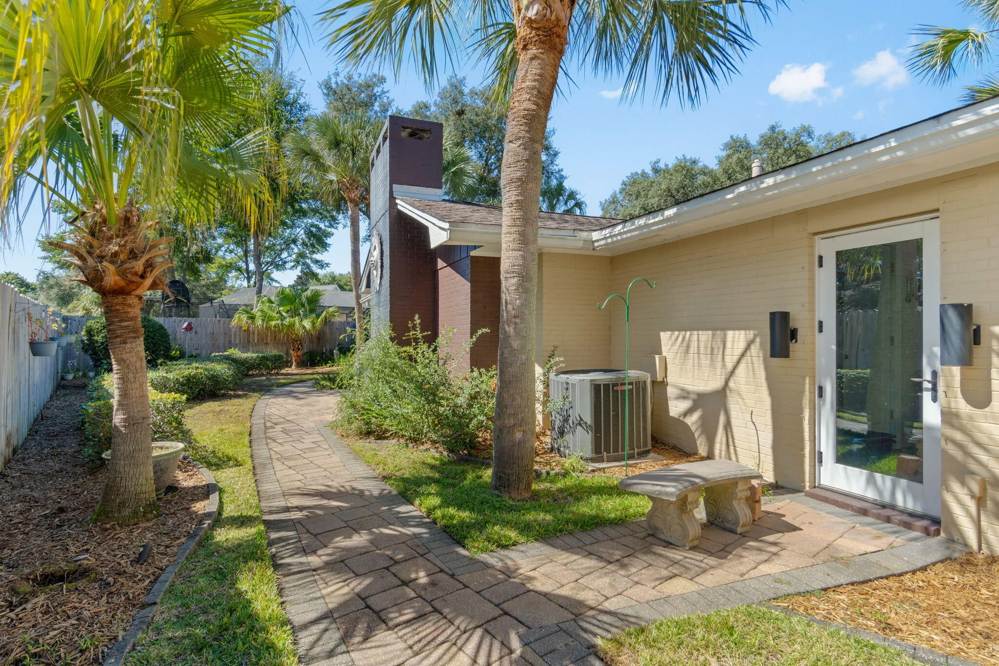 Destin, Florida 32541, United States, 3 Bedrooms Bedrooms, ,4 BathroomsBathrooms,Residential,Active,230410