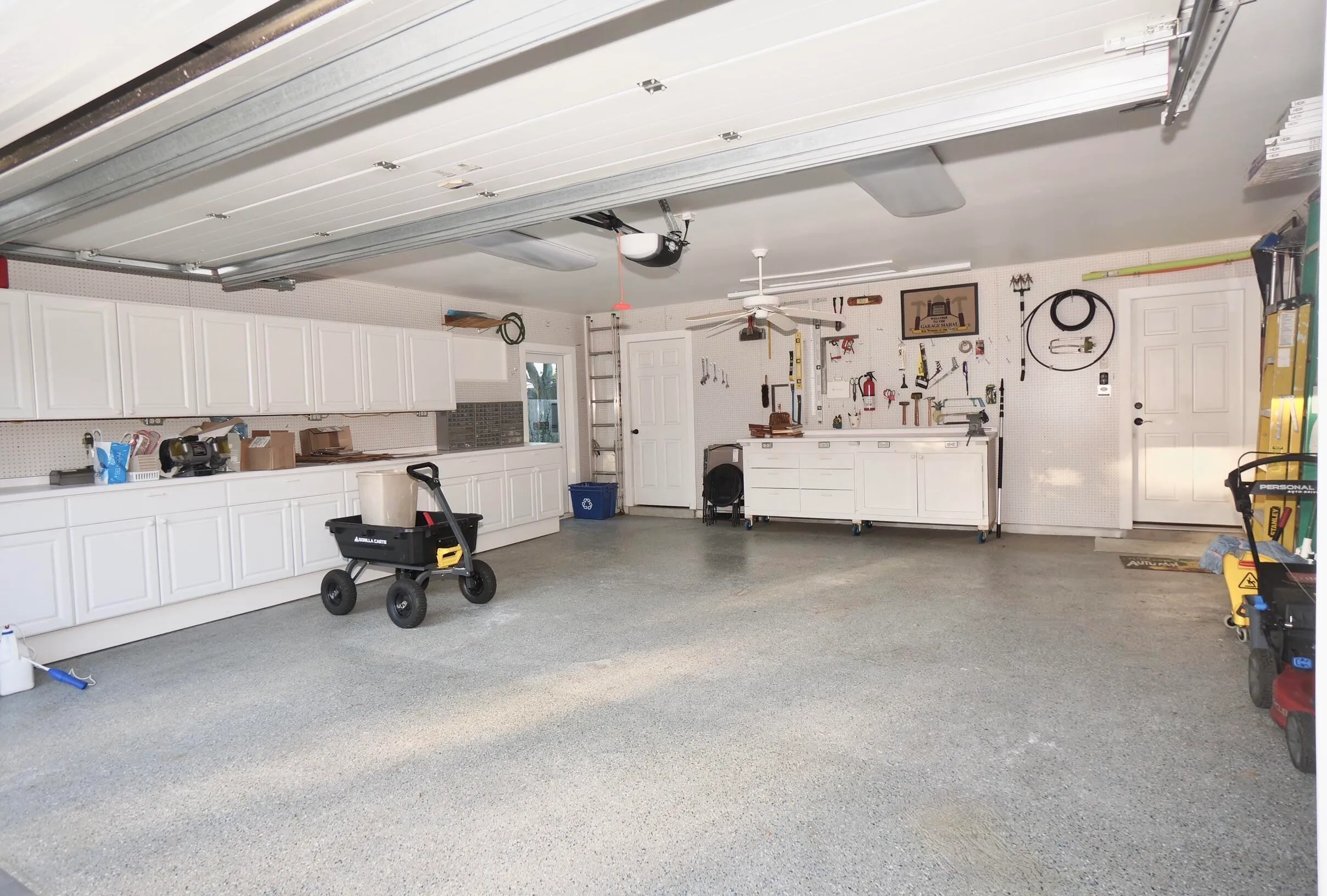 Destin, Florida 32541, United States, 3 Bedrooms Bedrooms, ,4 BathroomsBathrooms,Residential,Active,230410