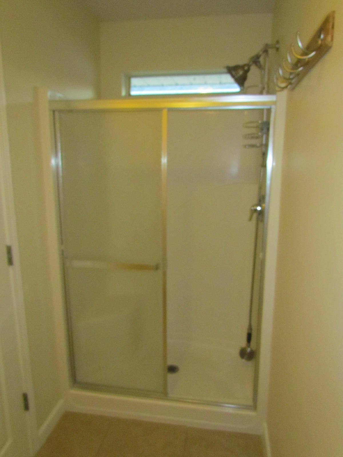 LEE FARMS PH II - Residential Lease