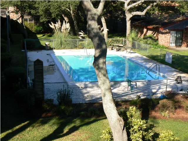 GARDEN VILLAS PH 1 - Residential