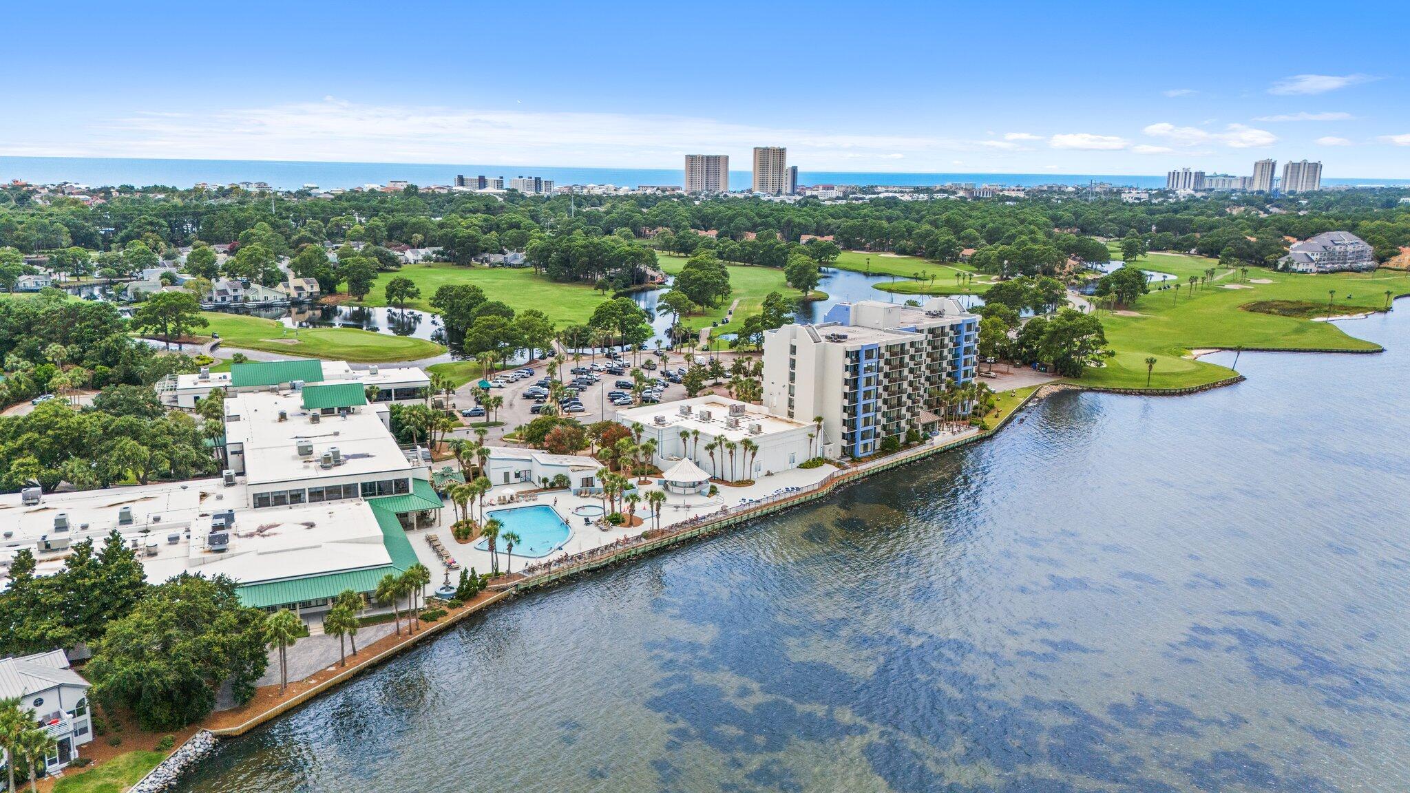 BAYSIDE CONDO SANDESTIN - Residential