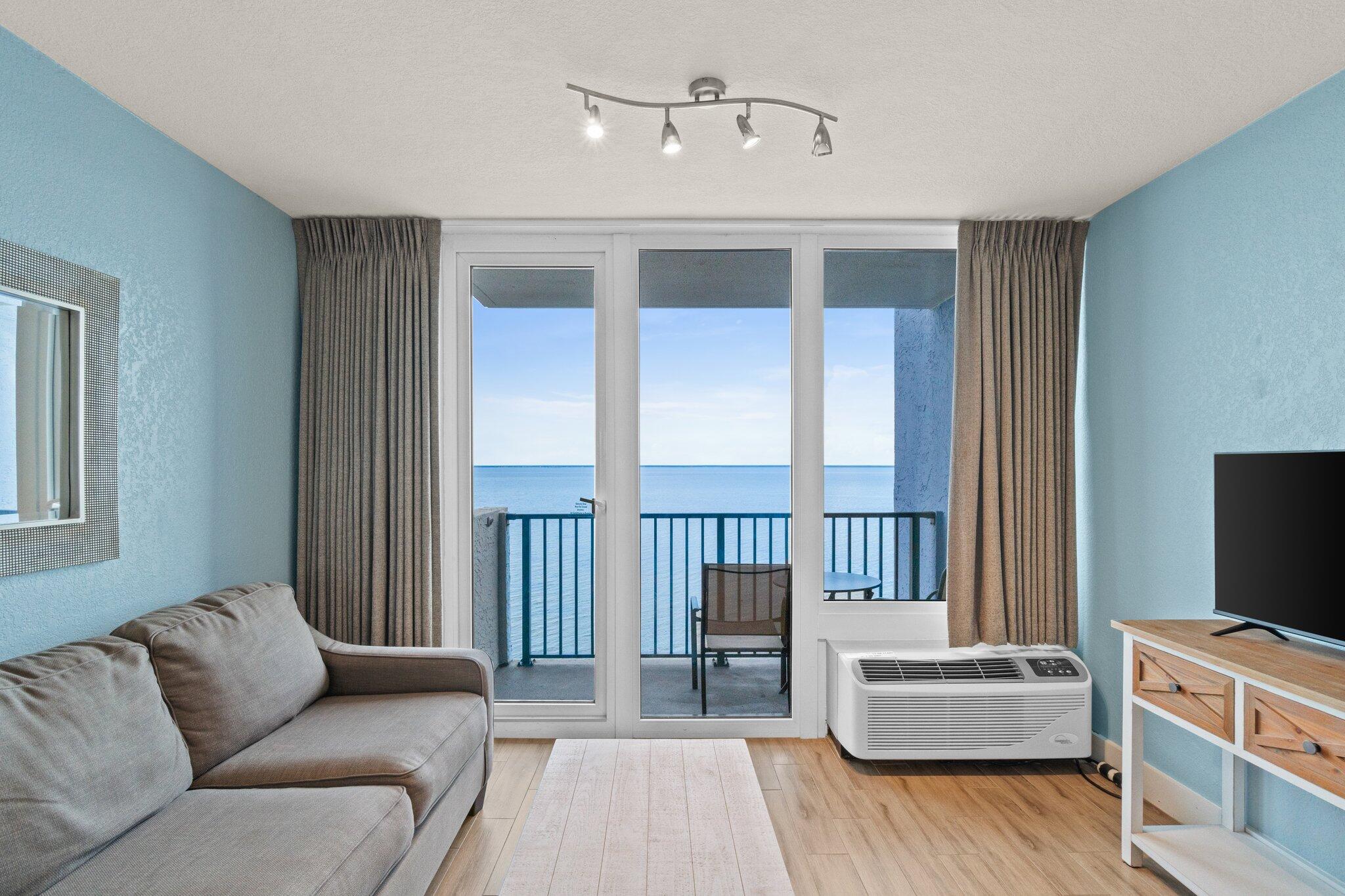 BAYSIDE CONDO SANDESTIN - Residential