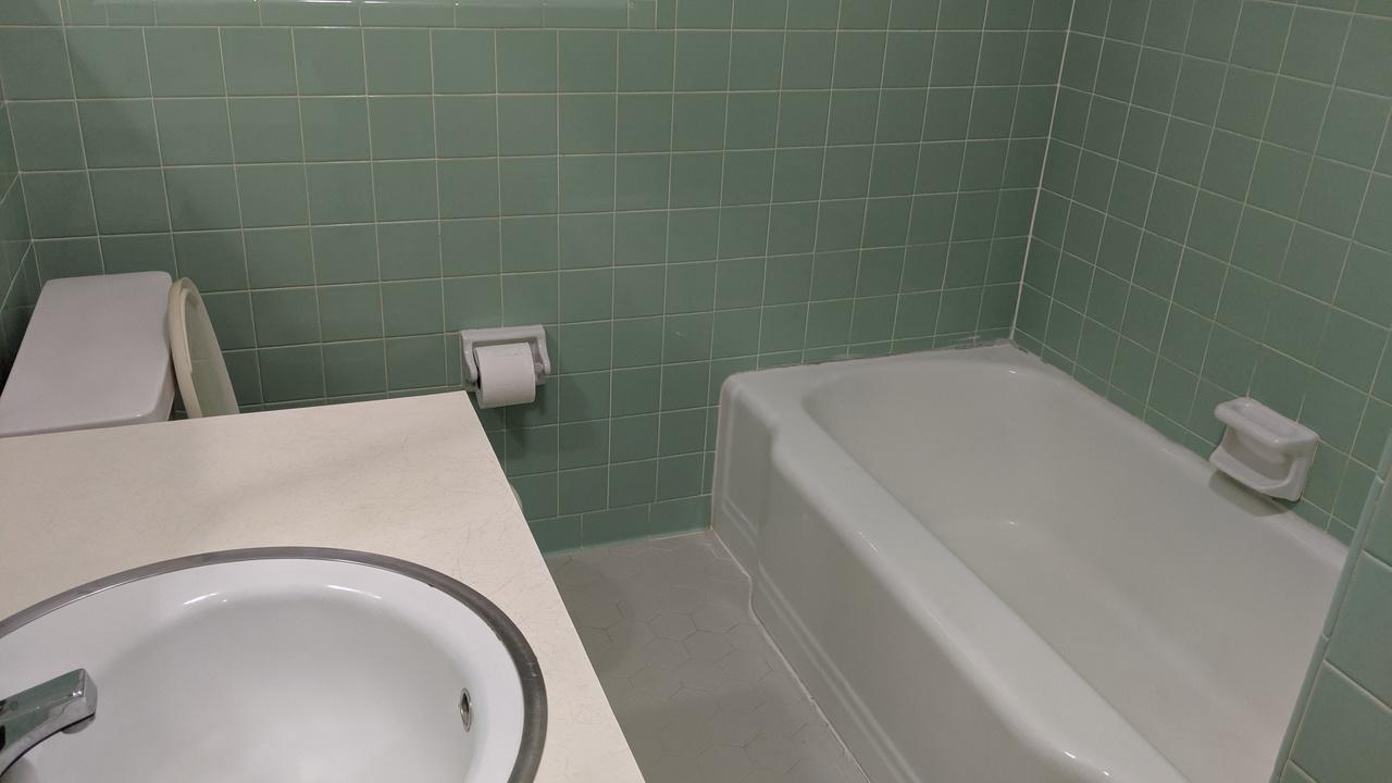 FAIRVIEW L H - Residential