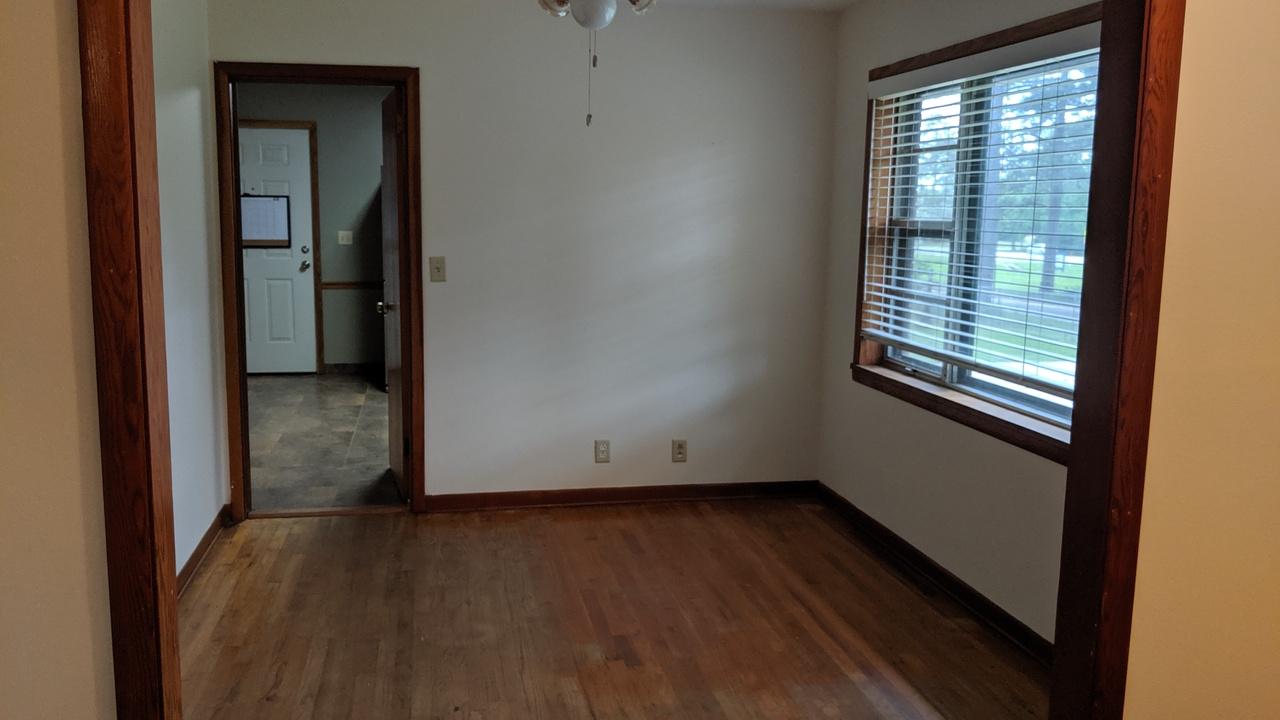 FAIRVIEW L H - Residential