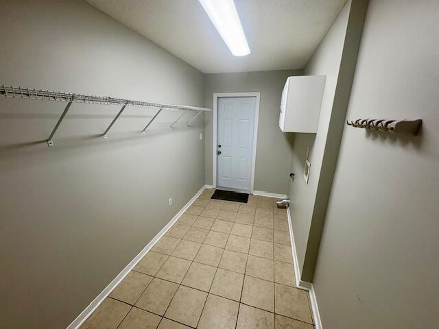 VIZCAYA 1ST ADDTION LOT 4 BLK6 AS DES IN OR 3968 PG 2011 - Residential Lease