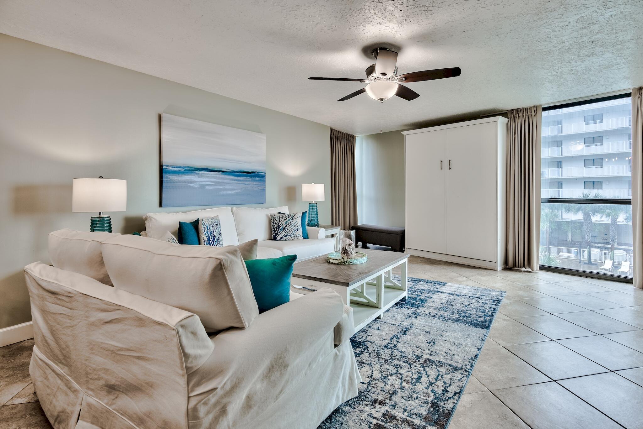 MAINSAIL CONDO PH 5 - Residential