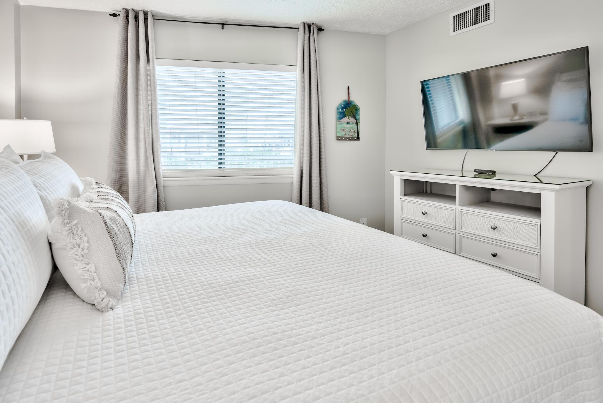 MAINSAIL CONDO PH 5 - Residential