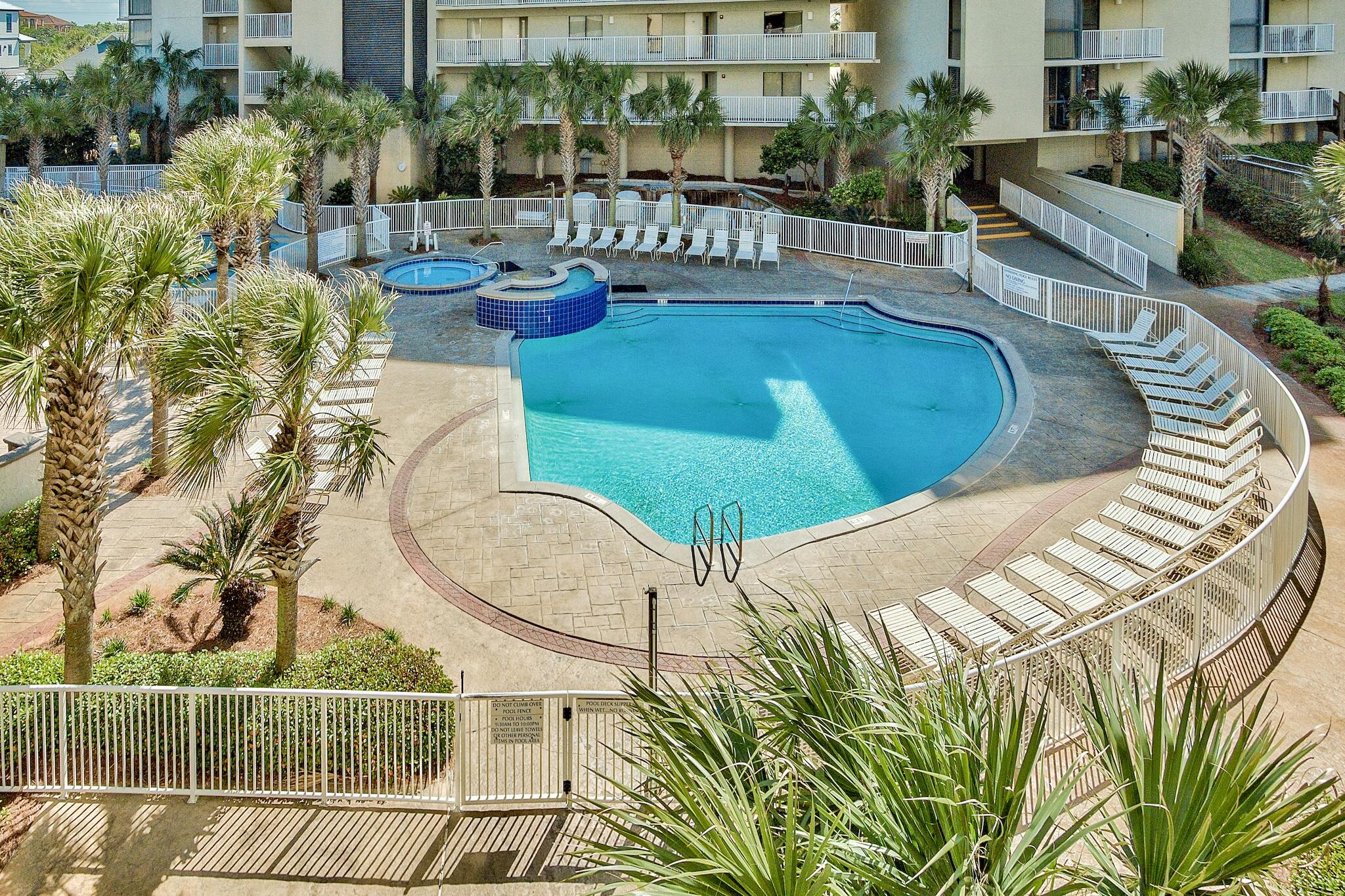 MAINSAIL CONDO PH 5 - Residential