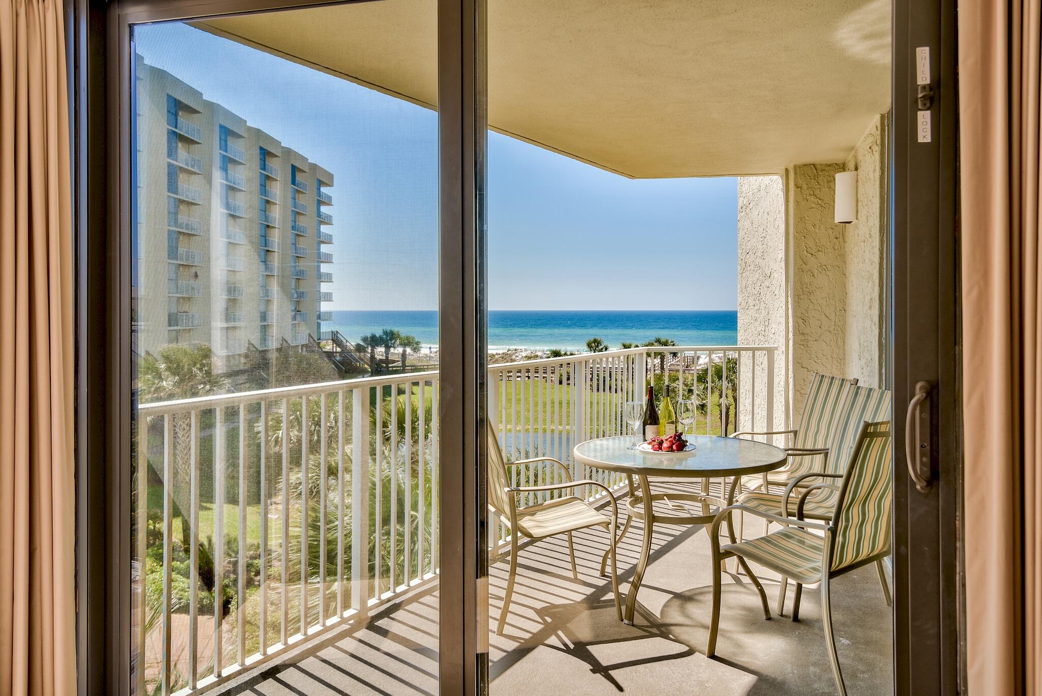 MAINSAIL CONDO PH 5 - Residential