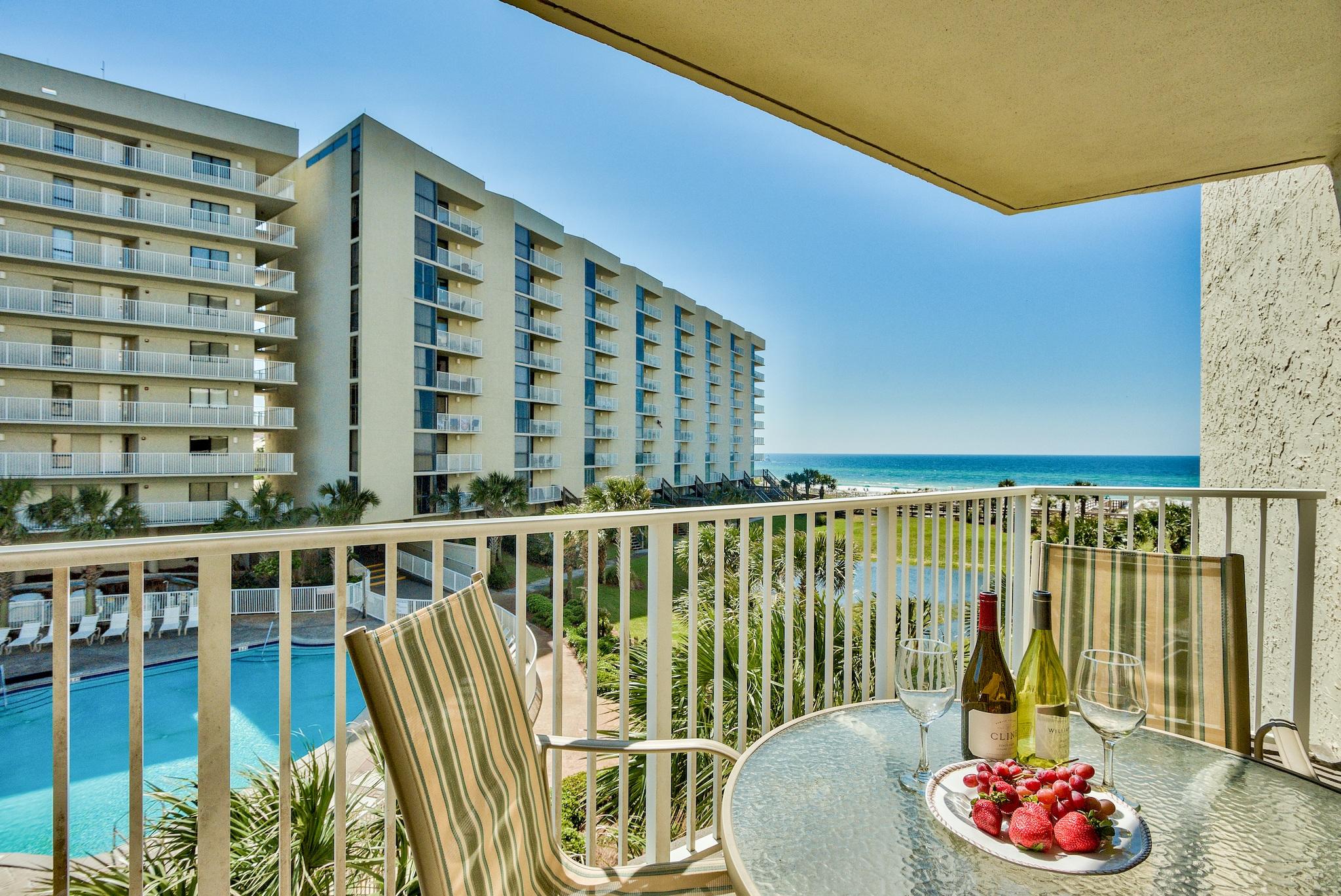 MAINSAIL CONDO PH 5 - Residential