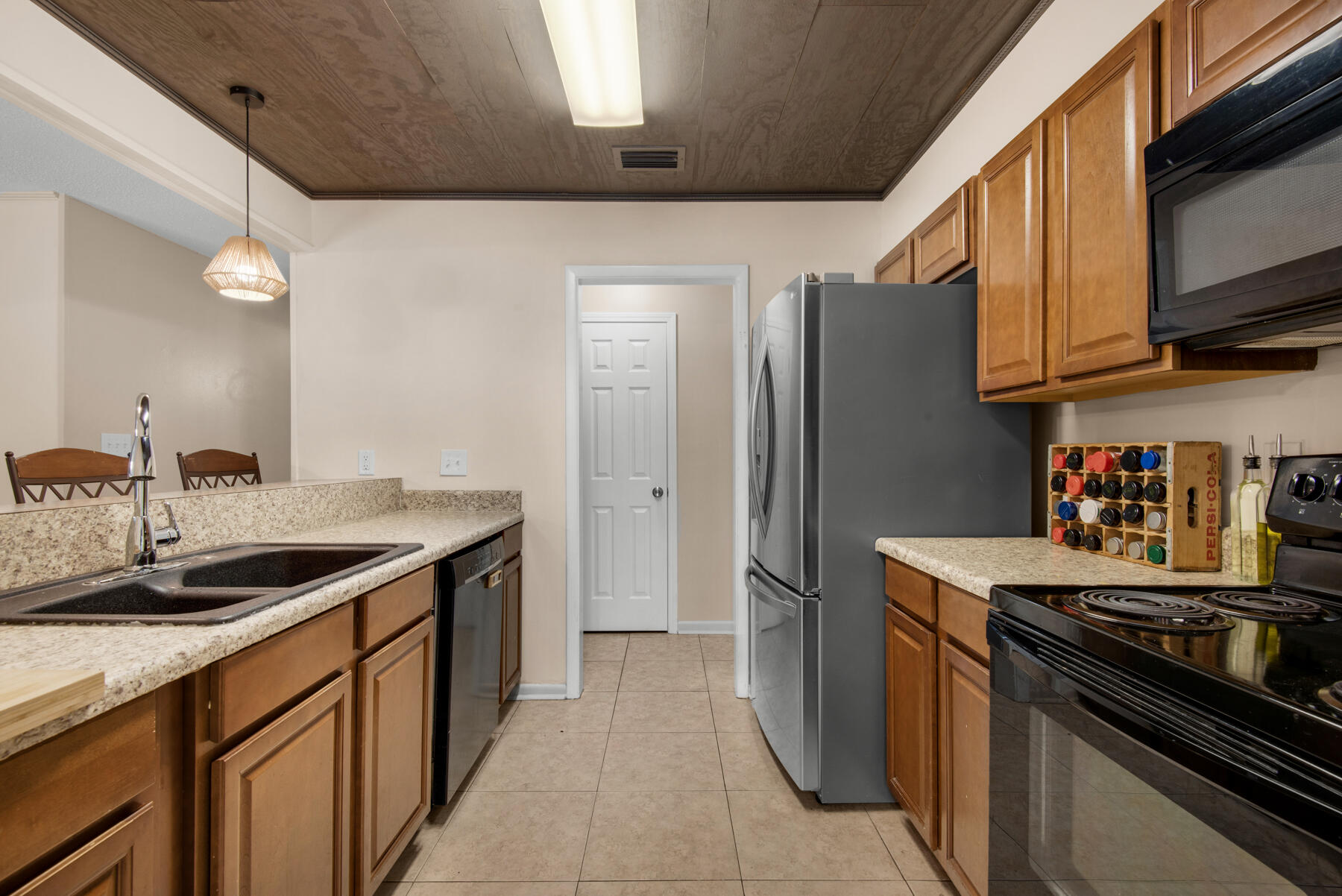 BAYOU POQUITO - Residential Lease