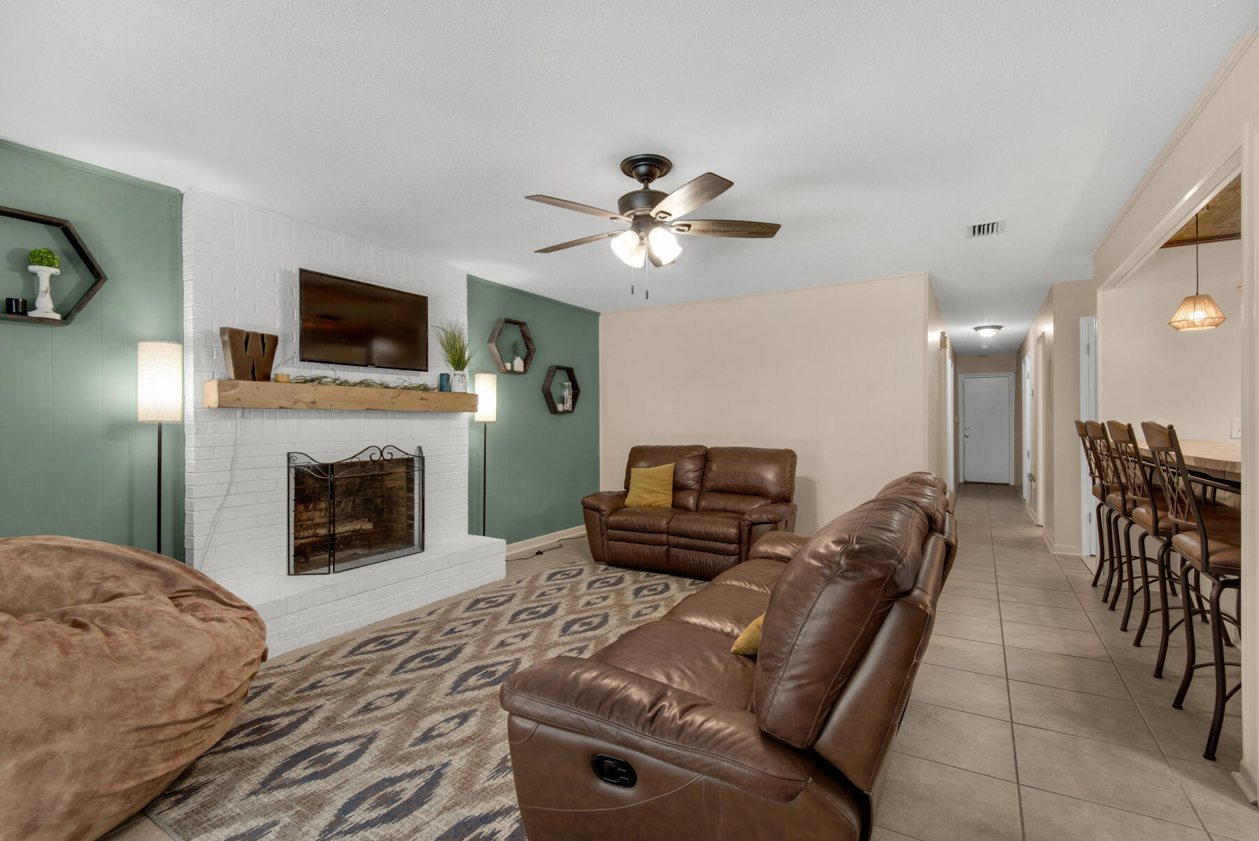 BAYOU POQUITO - Residential Lease