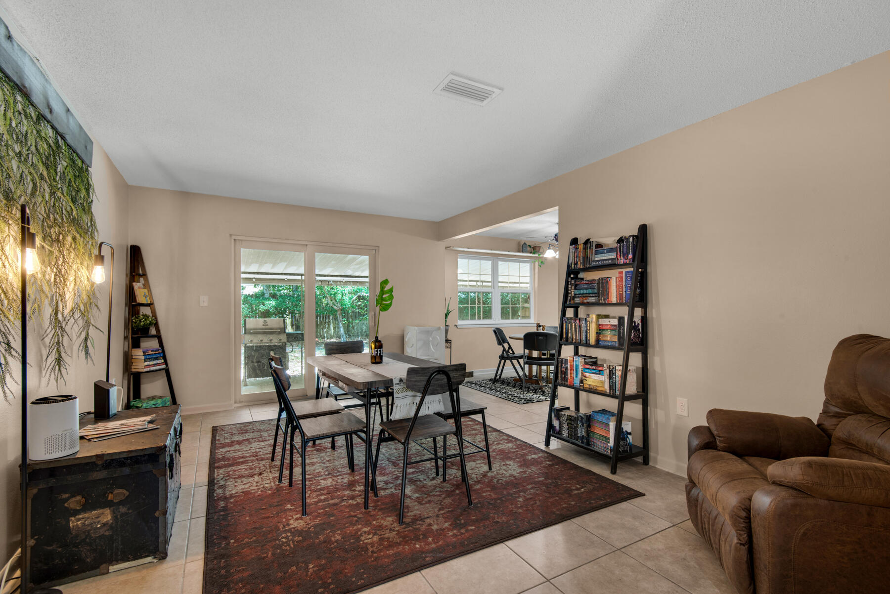 BAYOU POQUITO - Residential Lease