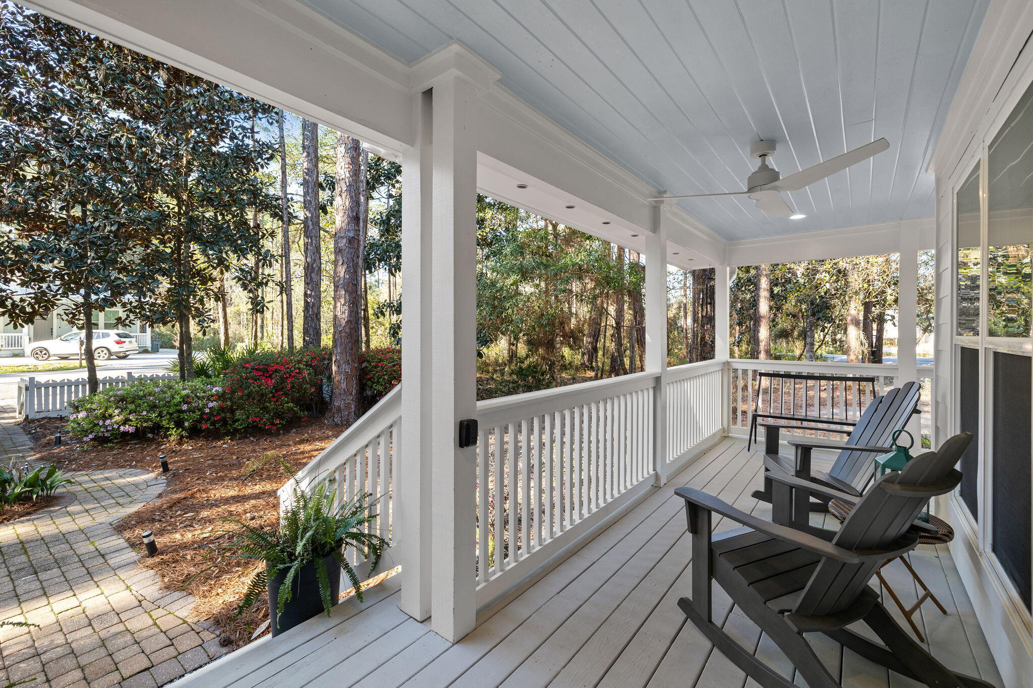 MAGNOLIA BEACH - Residential