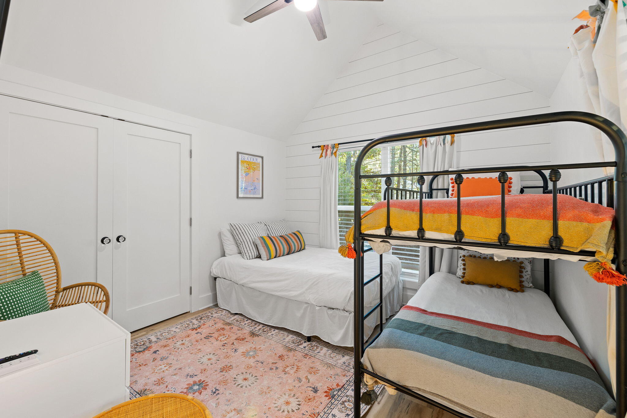 MAGNOLIA BEACH - Residential
