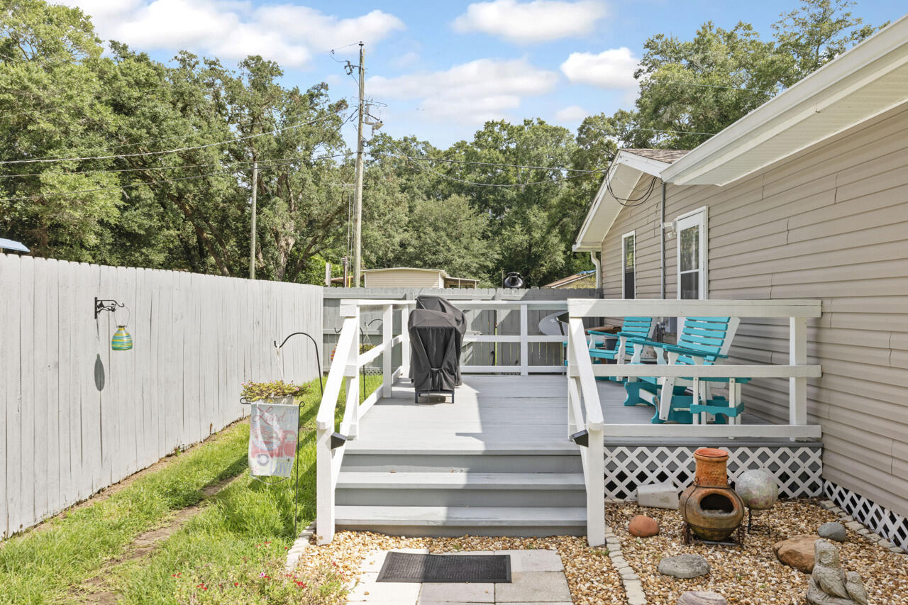 LYNWOOD PARK - Residential