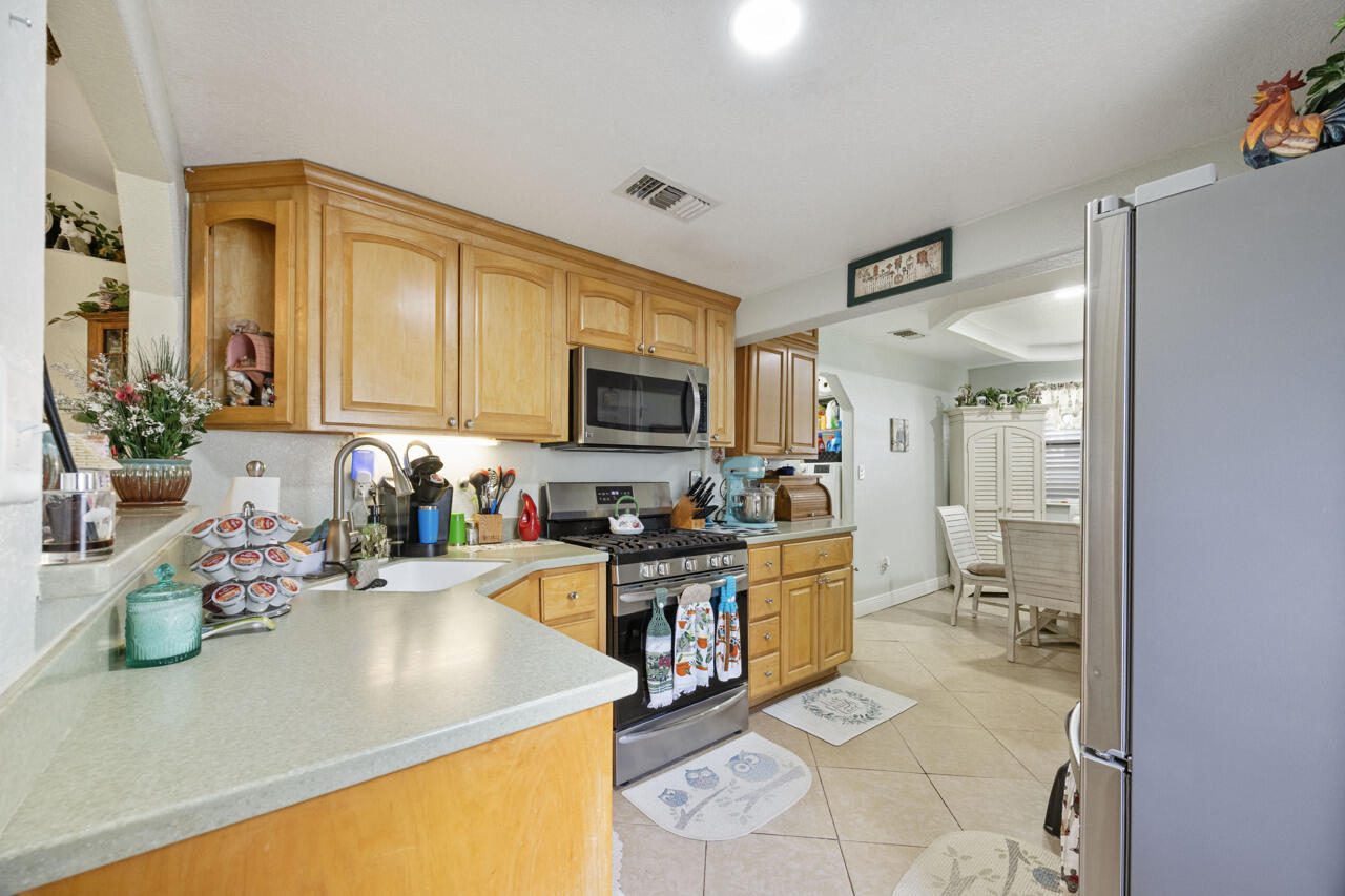 LYNWOOD PARK - Residential