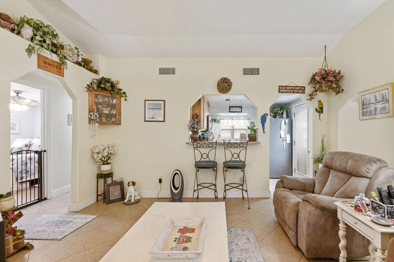 LYNWOOD PARK - Residential