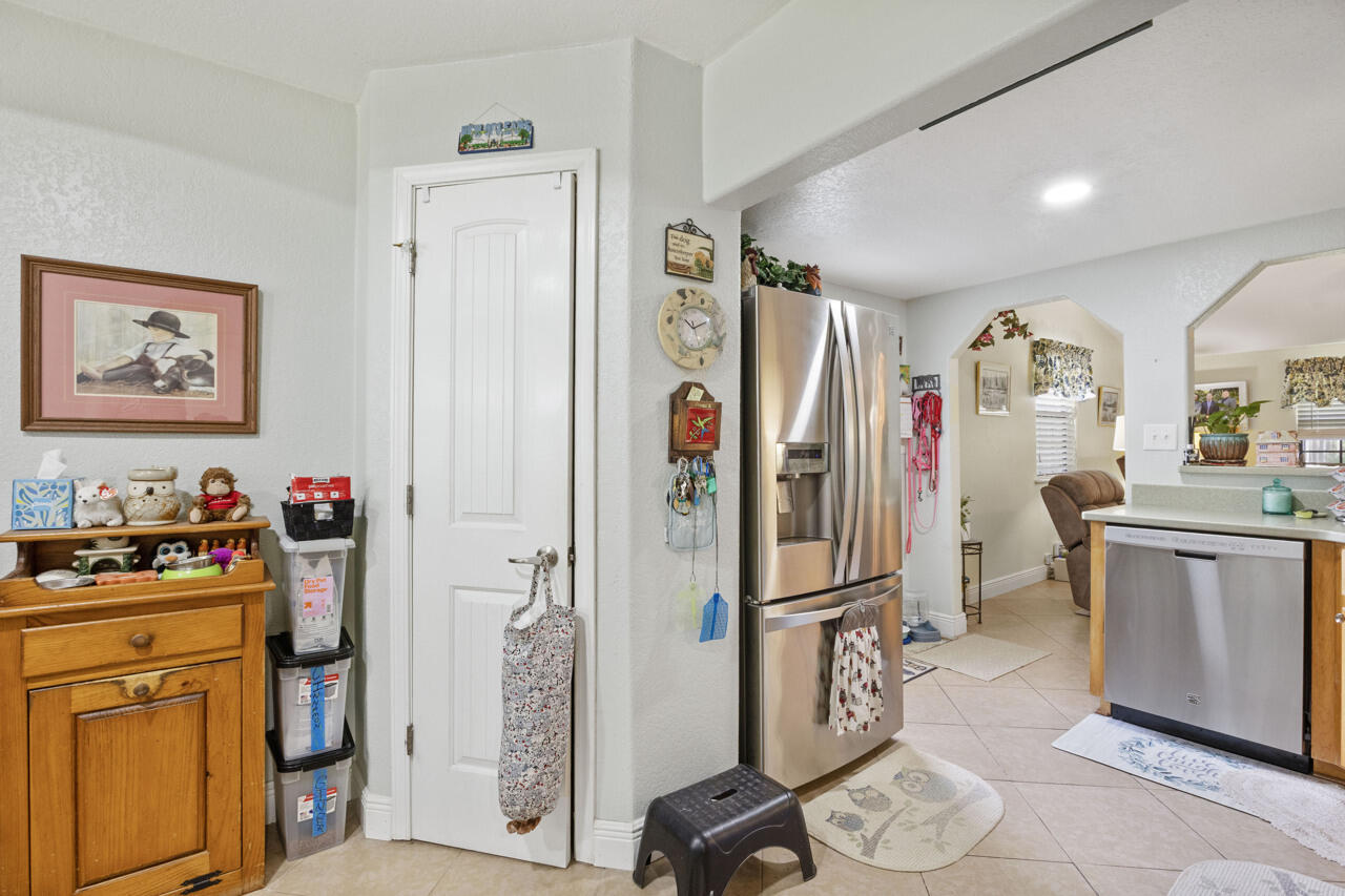 LYNWOOD PARK - Residential