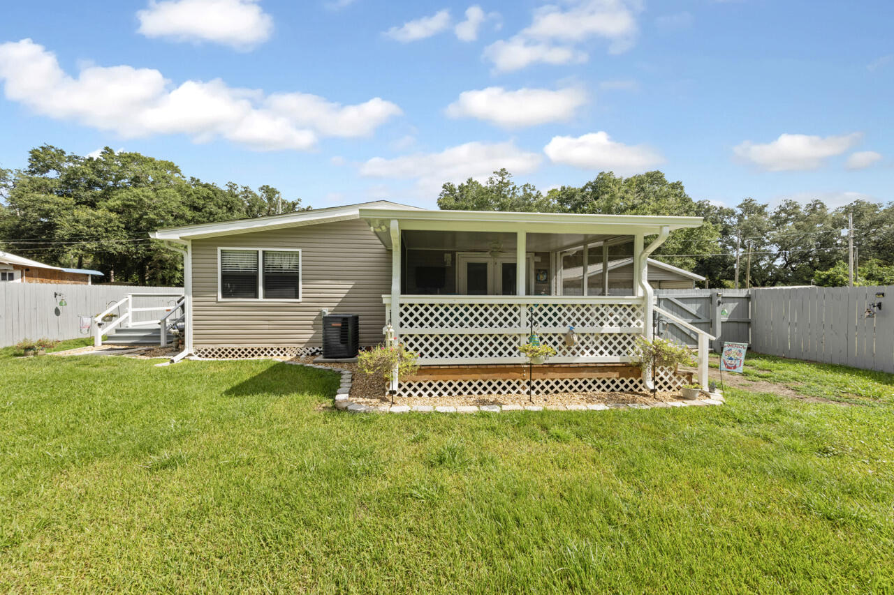 LYNWOOD PARK - Residential