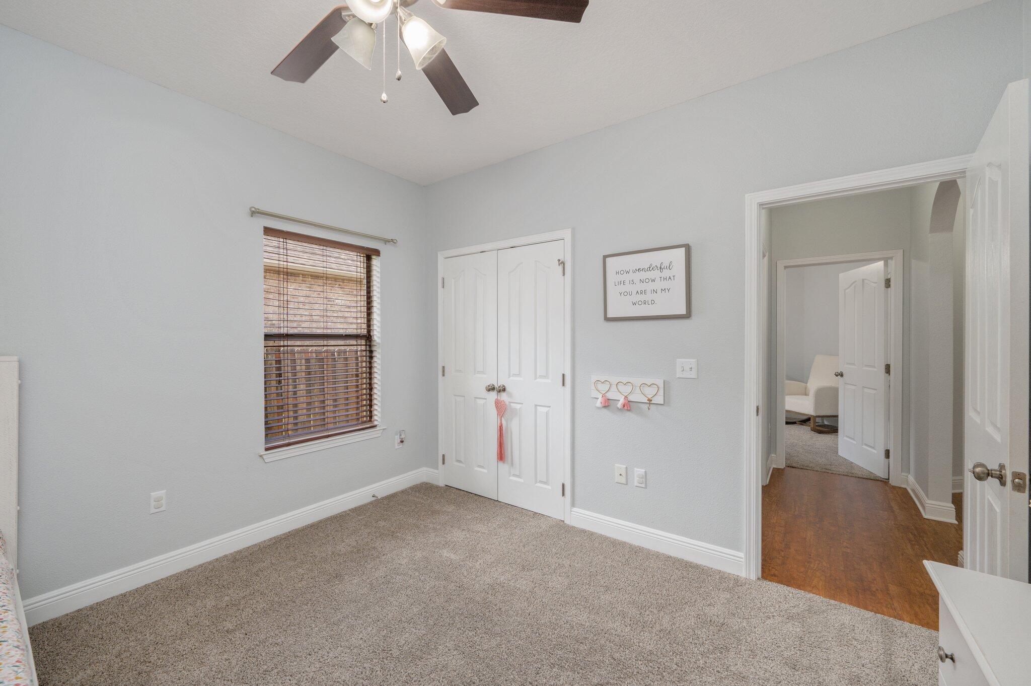 FOX VALLEY - Residential