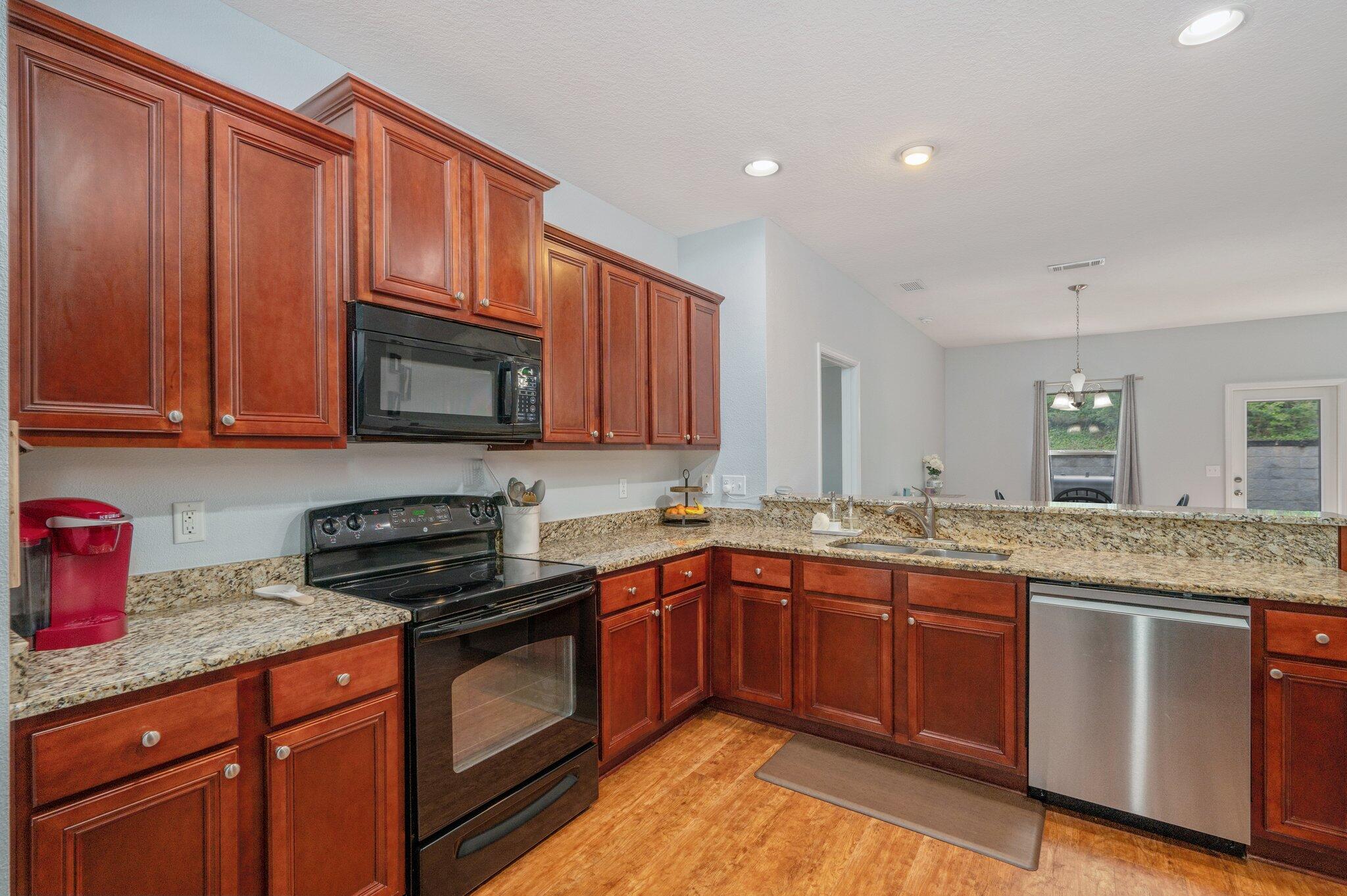 FOX VALLEY - Residential