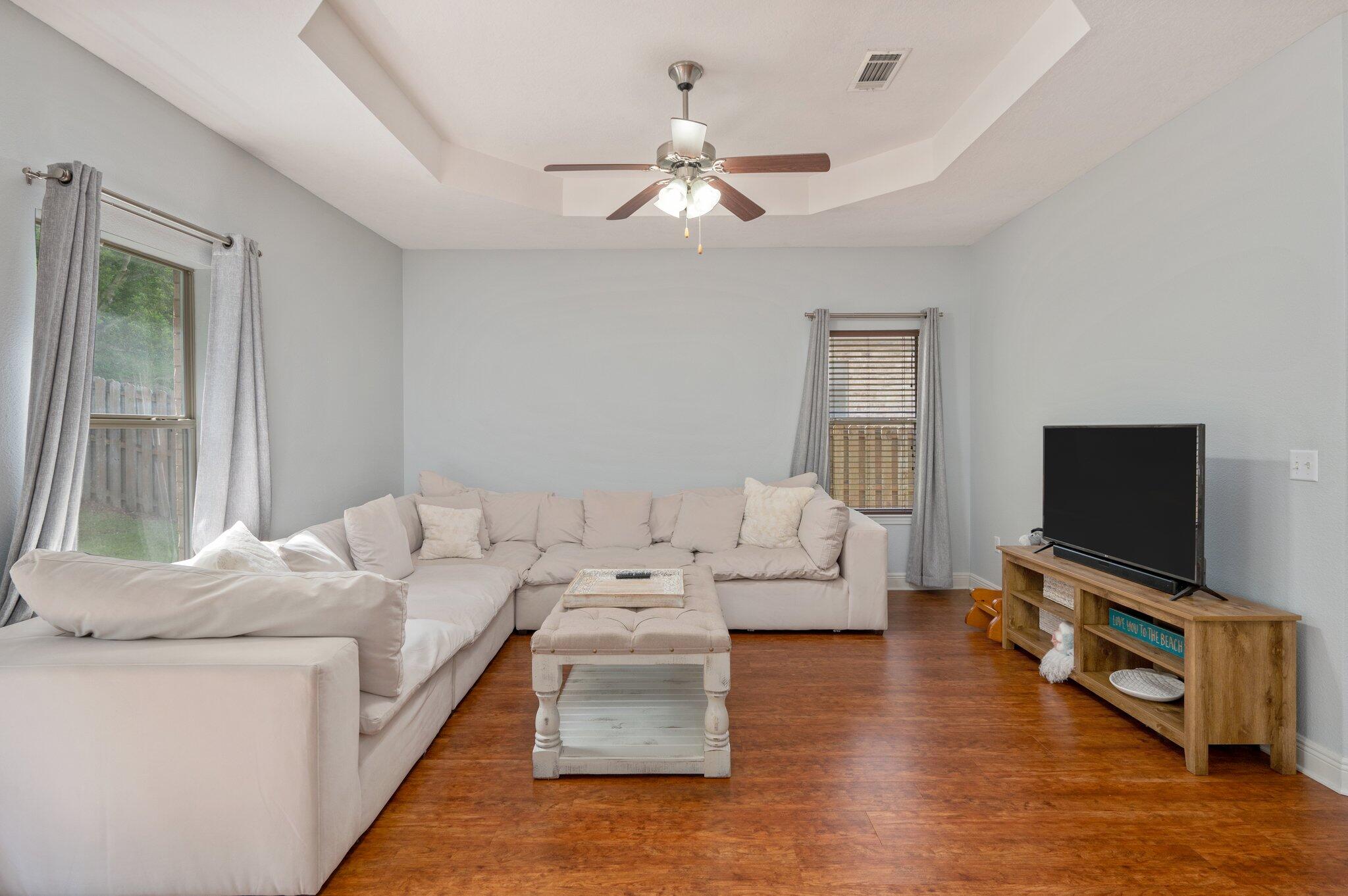 FOX VALLEY - Residential