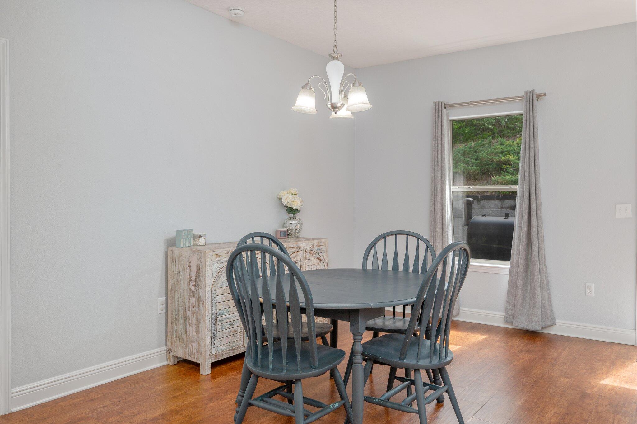 FOX VALLEY - Residential