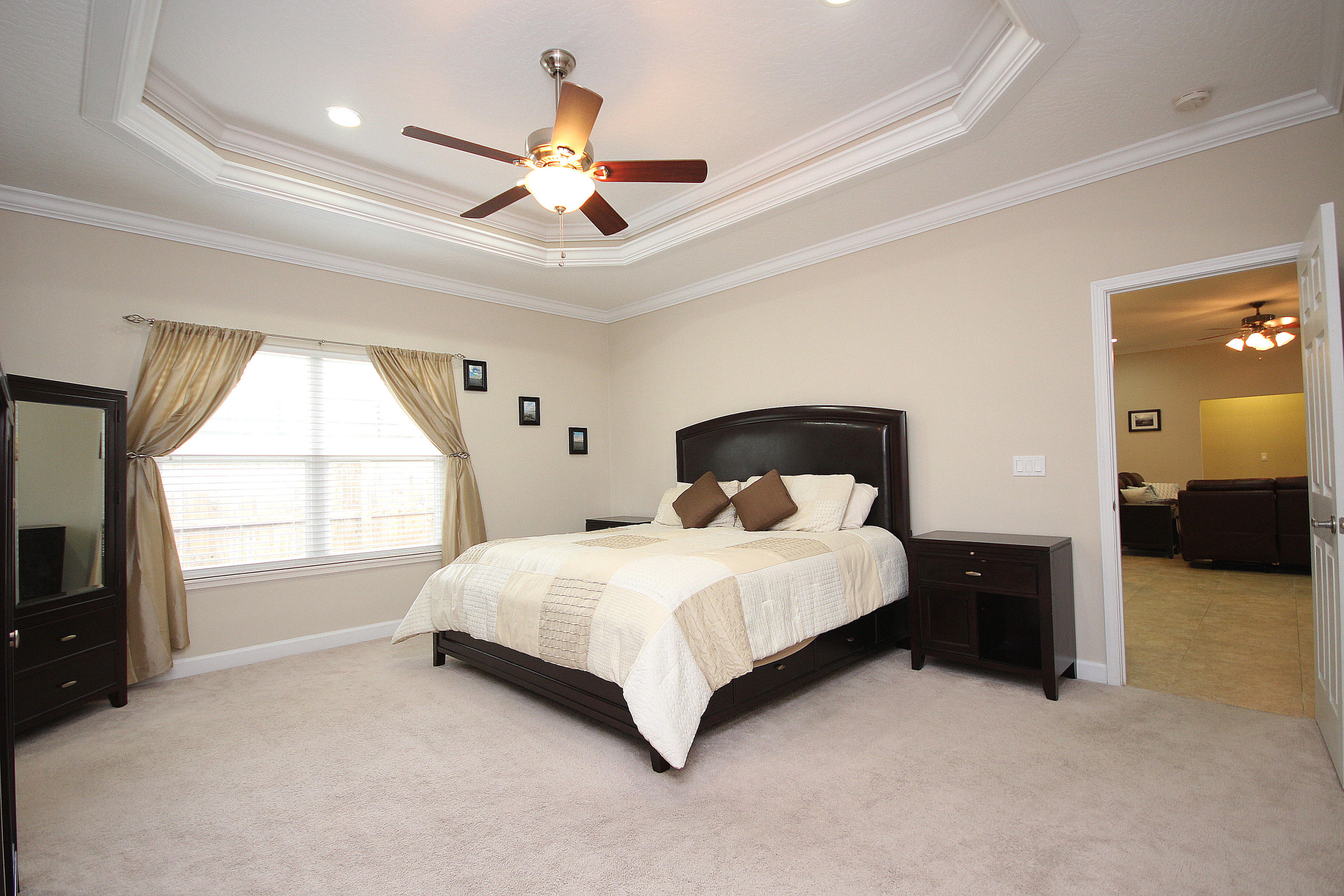 ROCKS COVE - Residential