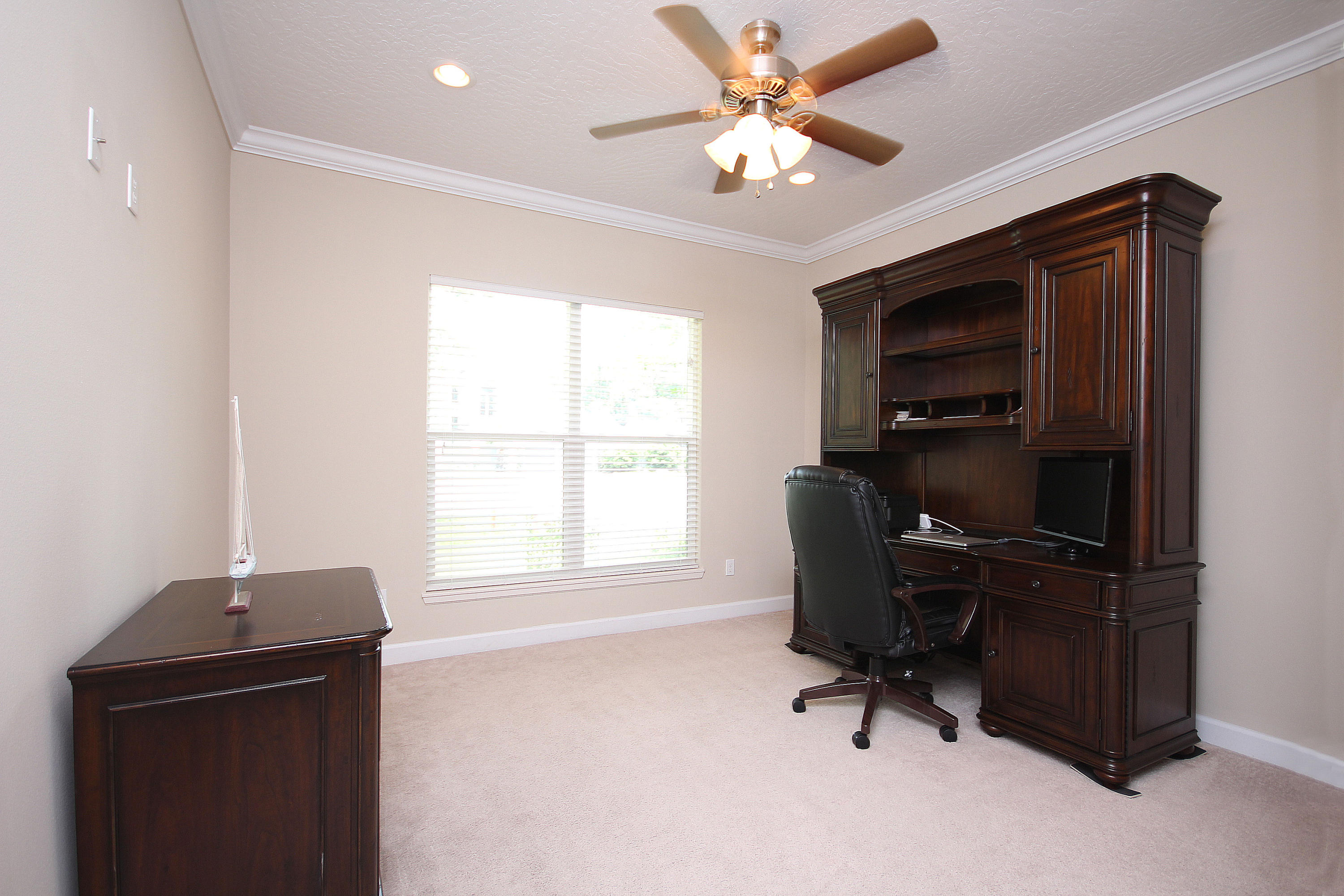 ROCKS COVE - Residential