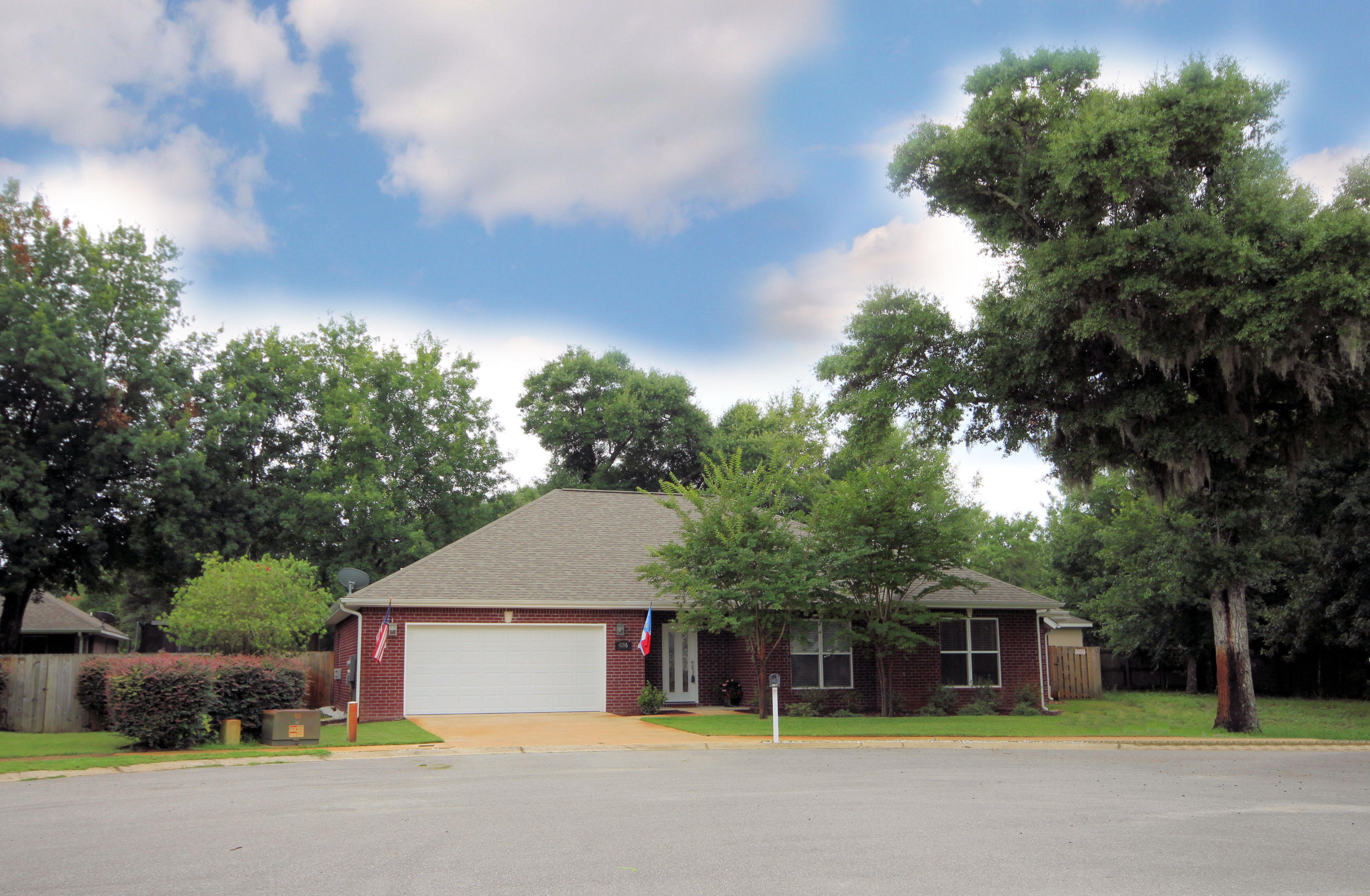 ROCKS COVE - Residential