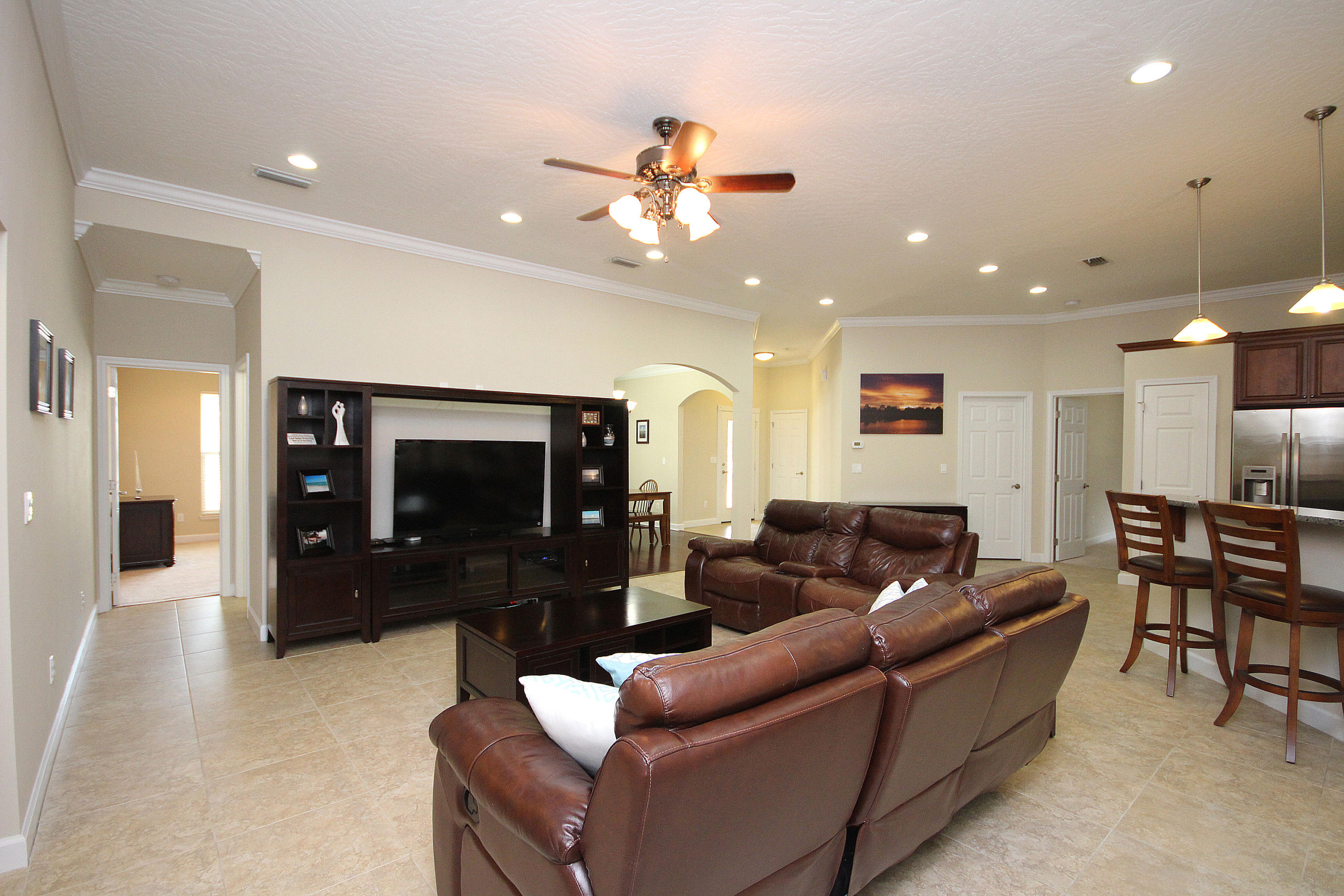 ROCKS COVE - Residential