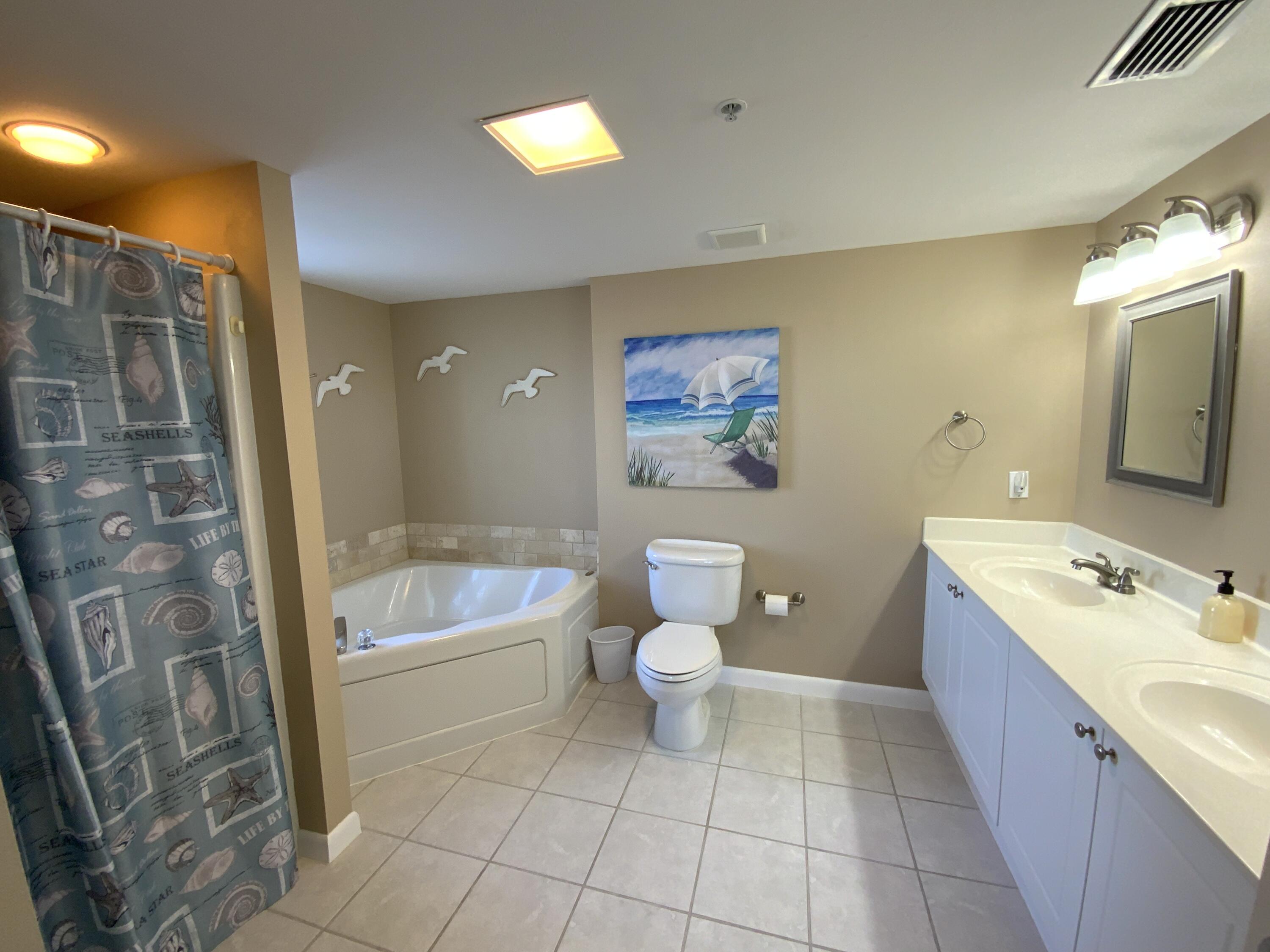 DUNE POINTE CONDO - Residential