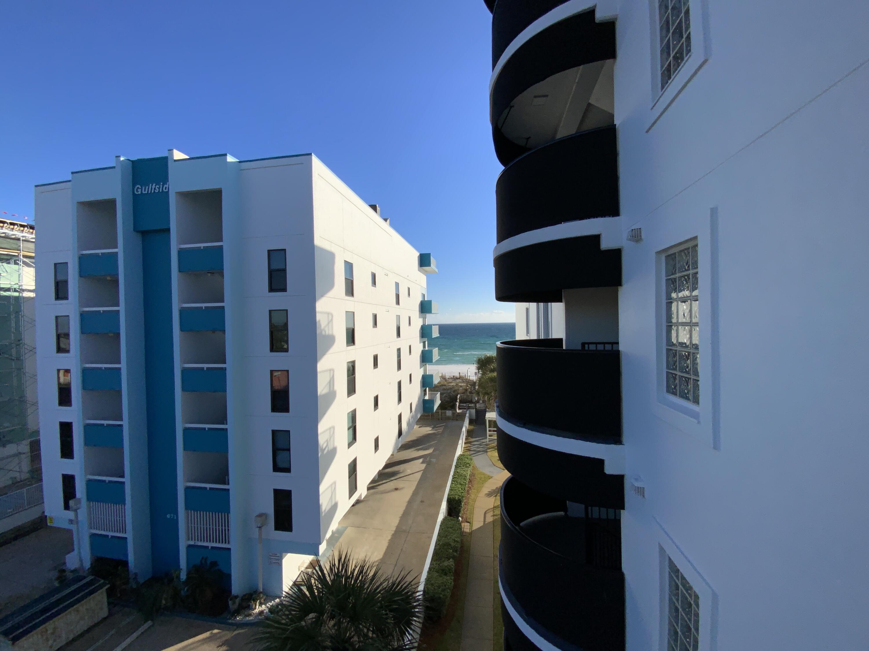 DUNE POINTE CONDO - Residential