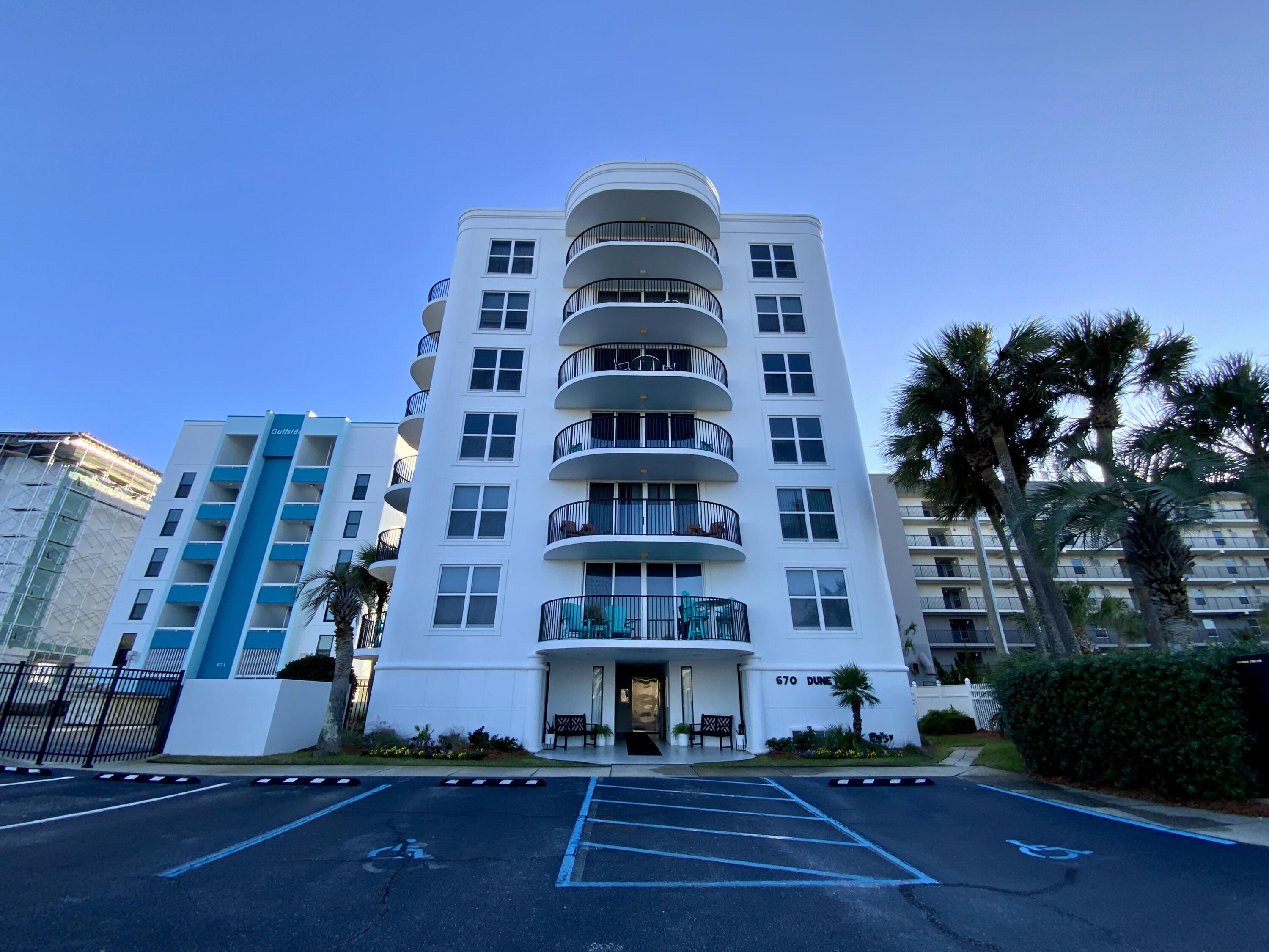 DUNE POINTE CONDO - Residential