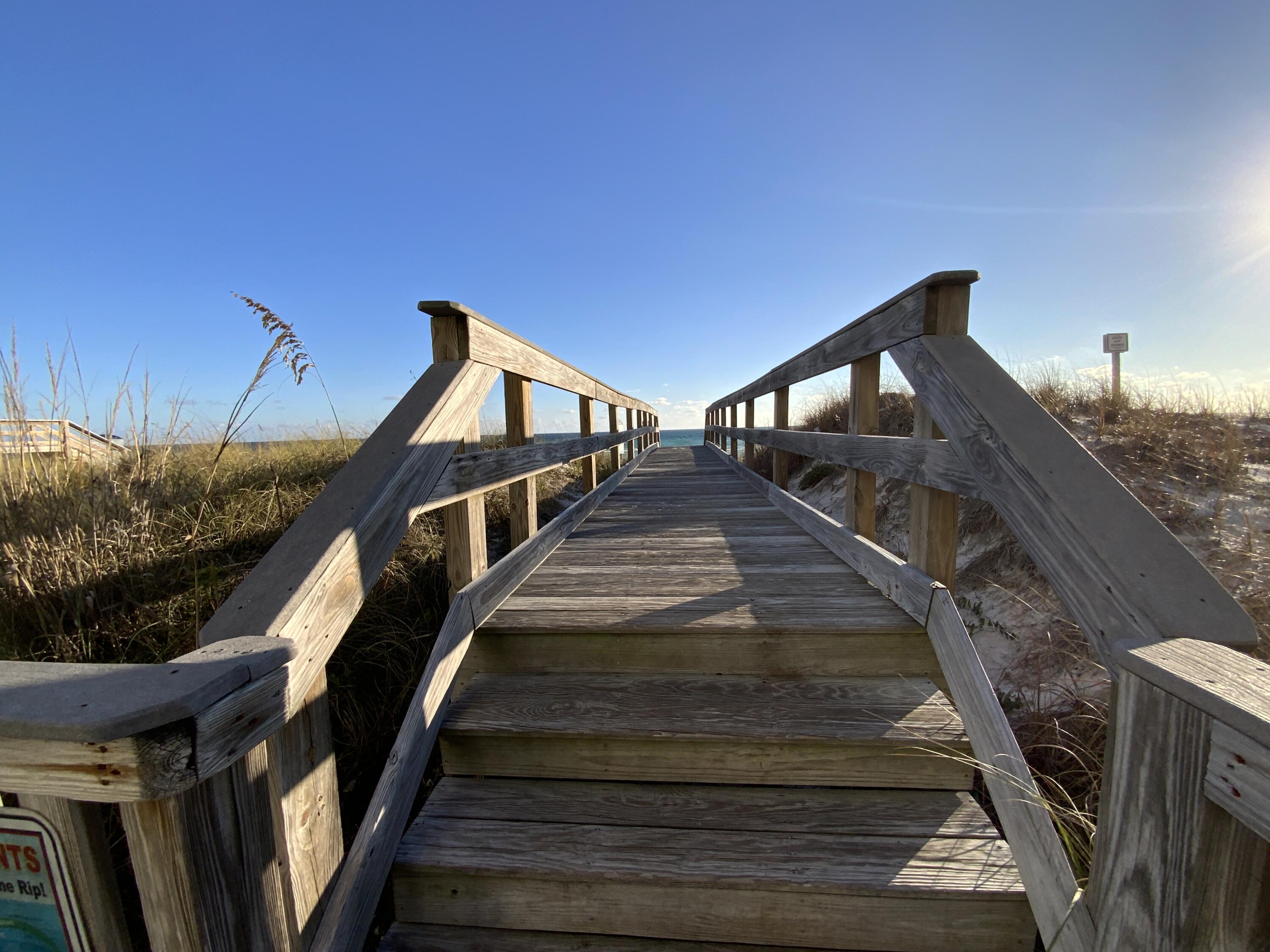 DUNE POINTE CONDO - Residential