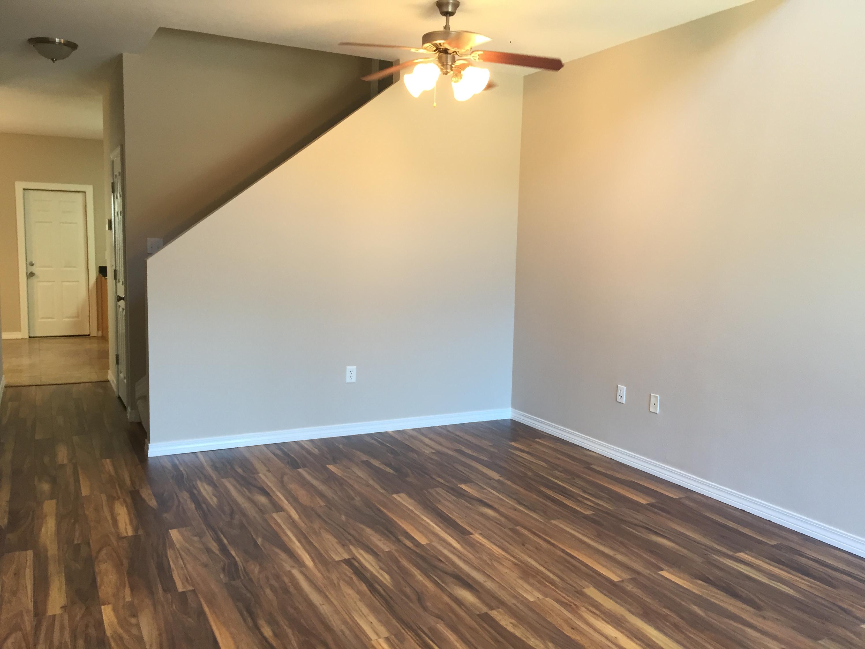 MERIDIAN SQUARE T/H - Residential