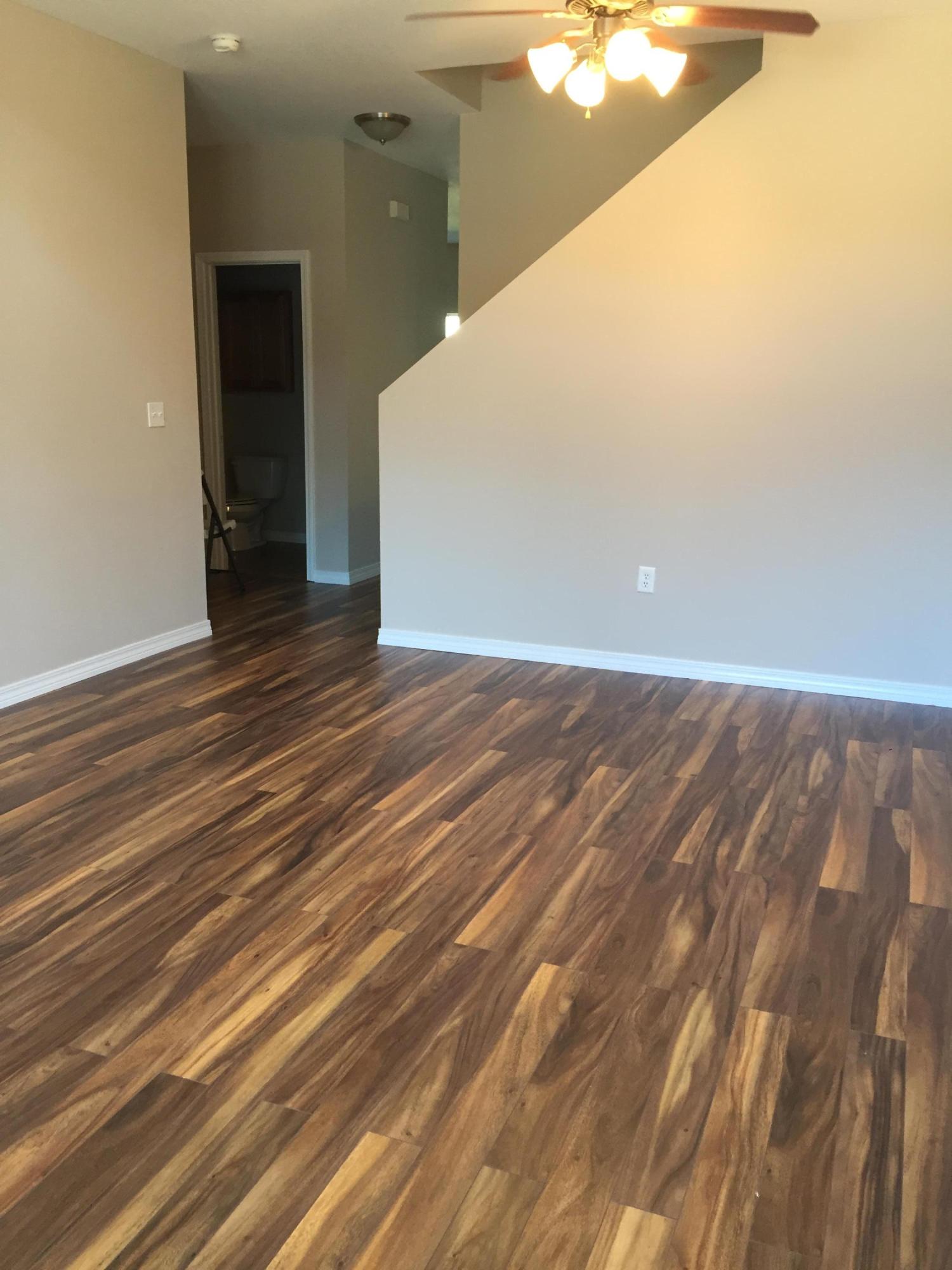 MERIDIAN SQUARE T/H - Residential