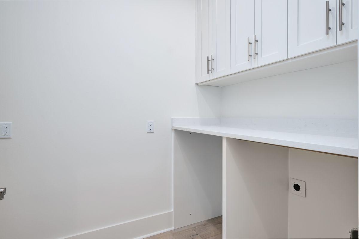 TREETOP VILLAGE - Residential