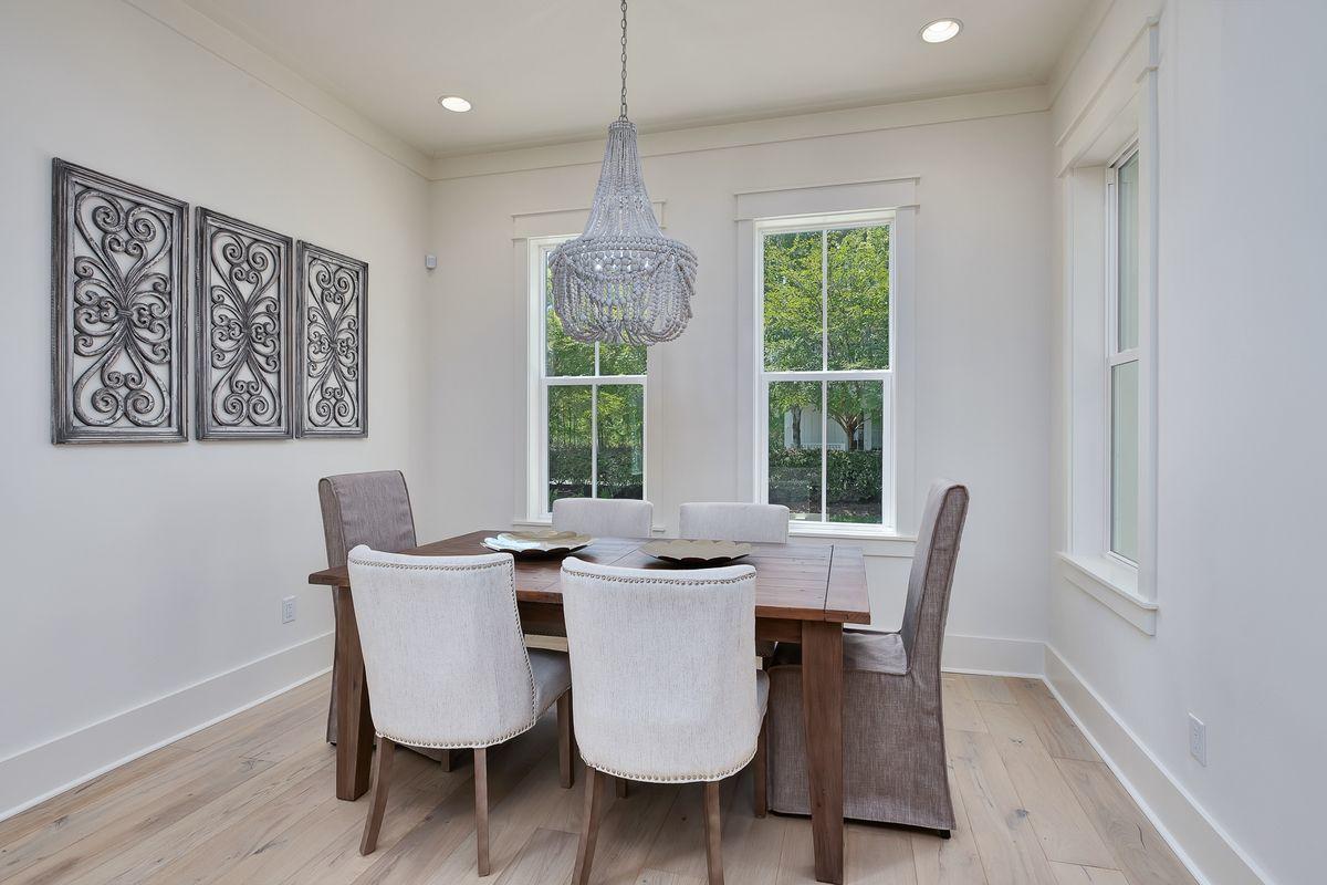 TREETOP VILLAGE - Residential