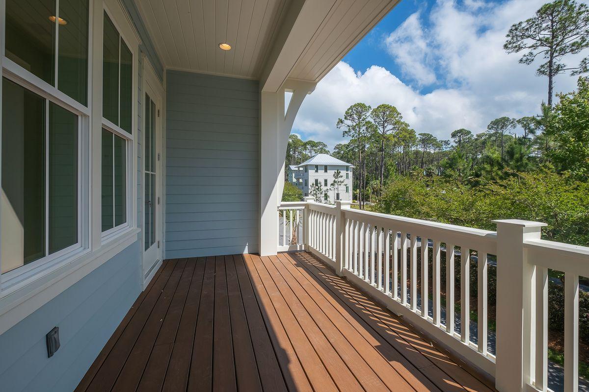 TREETOP VILLAGE - Residential