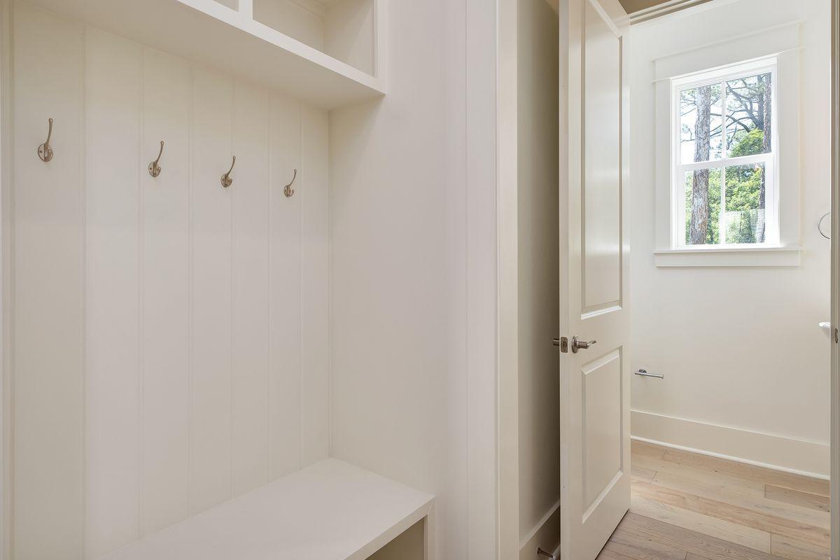 TREETOP VILLAGE - Residential