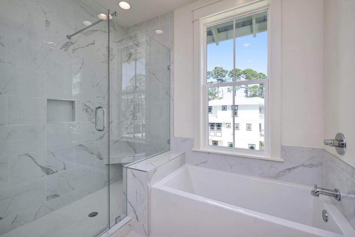 TREETOP VILLAGE - Residential