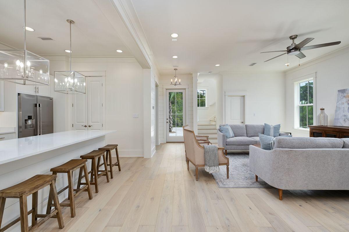 TREETOP VILLAGE - Residential