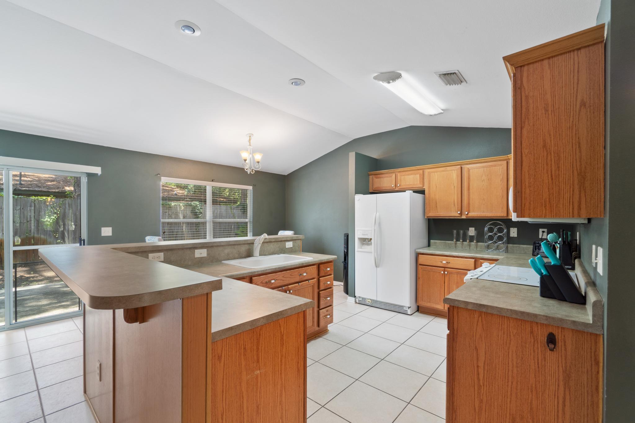 LILLIE HODGES - Residential