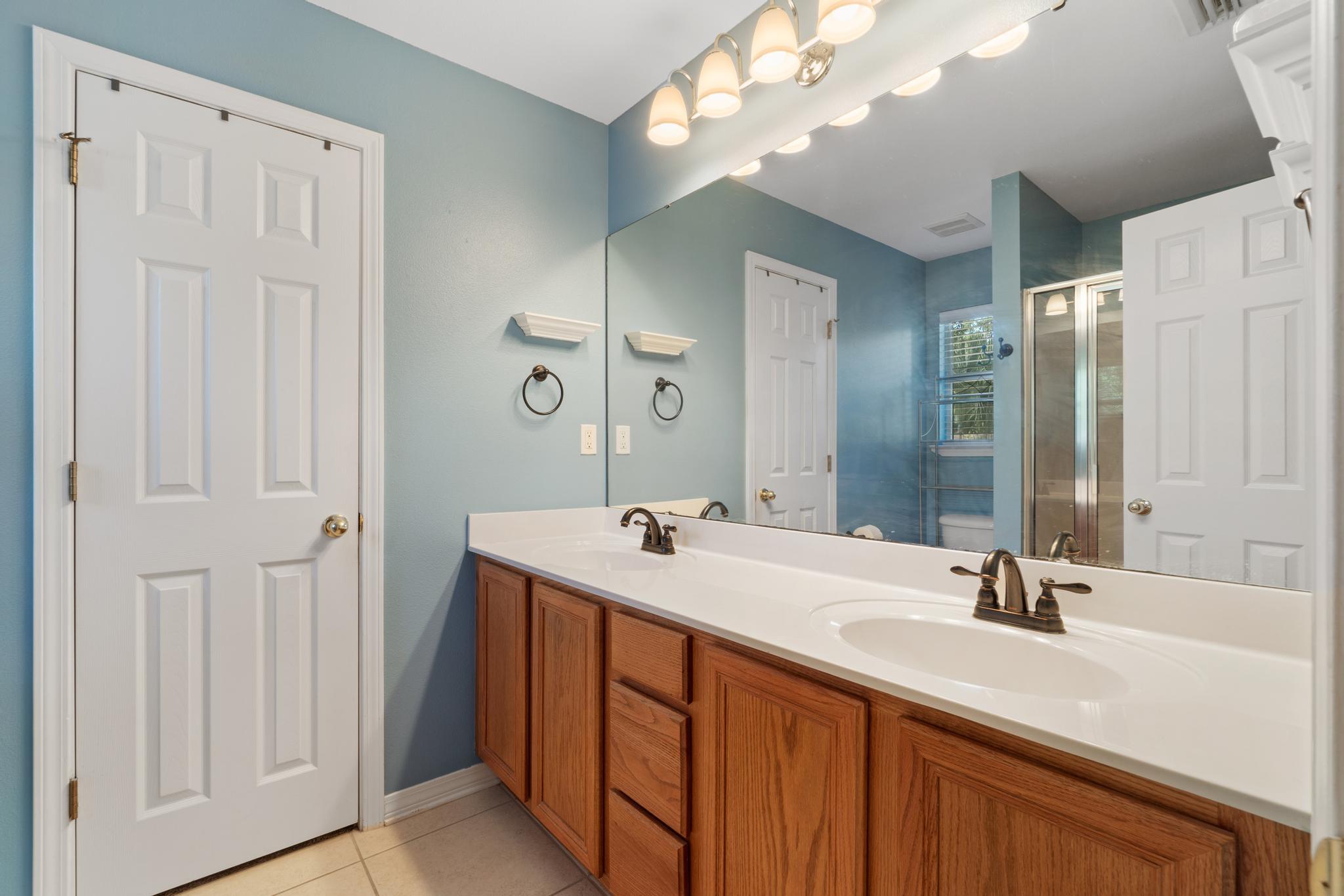 LILLIE HODGES - Residential