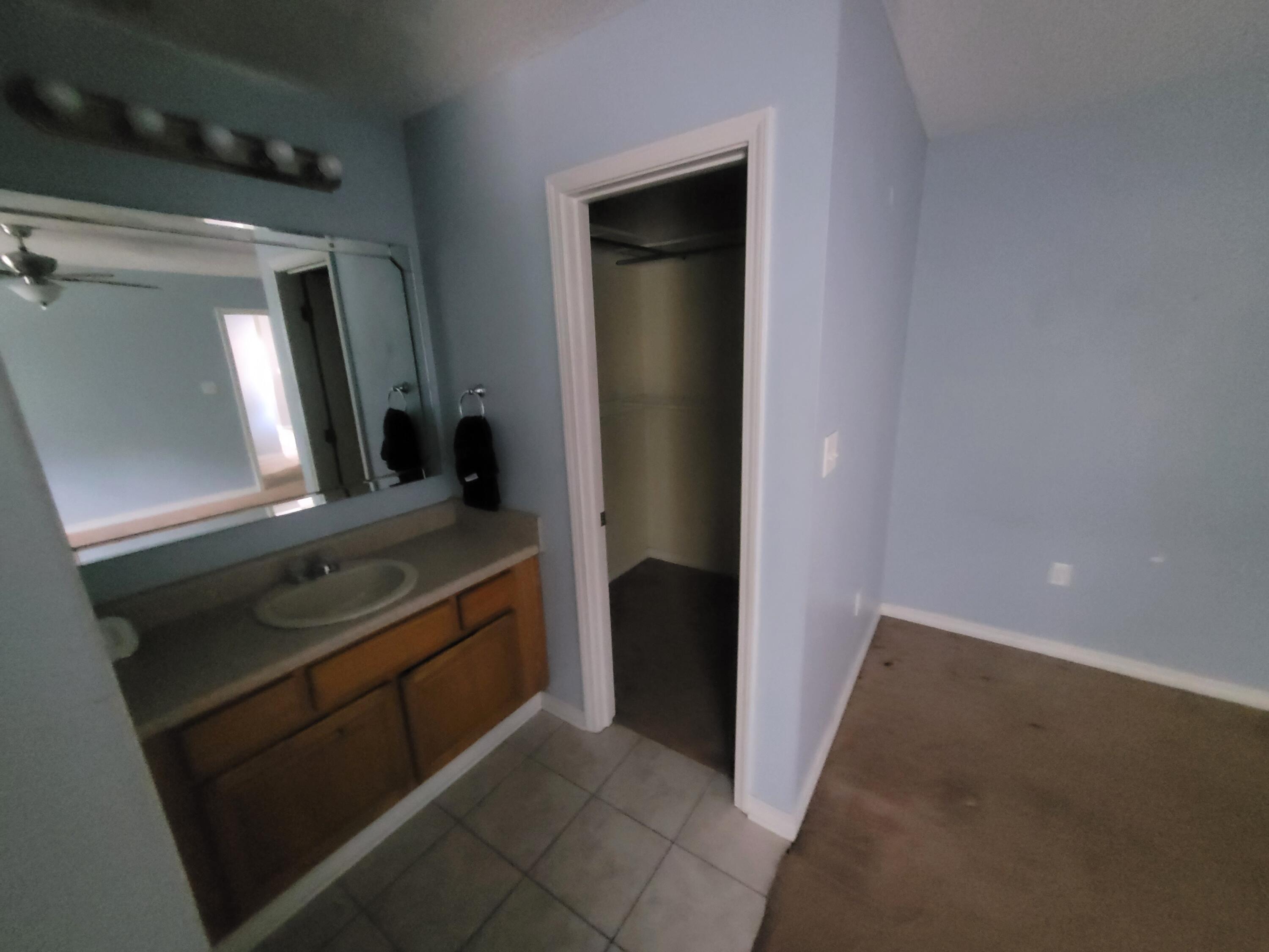 NORTH SUPERGROUP (221000.00) - Residential